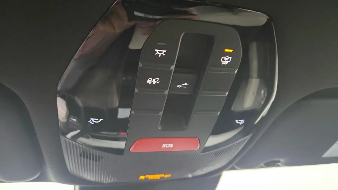 Kia EV4 снимка Kia EV4