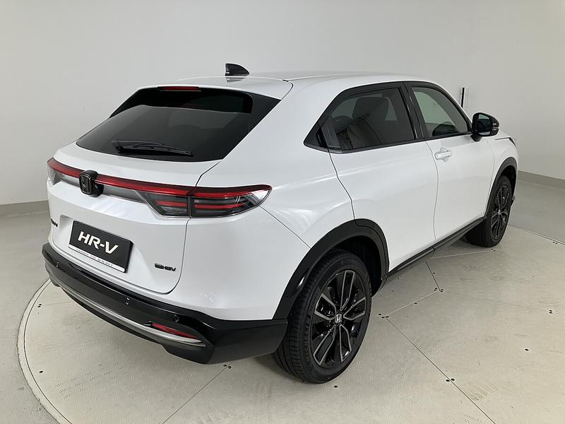 Honda HR-V 1,5 i-MMD Hybrid 2WD Advance Sport Aut. — photo 4