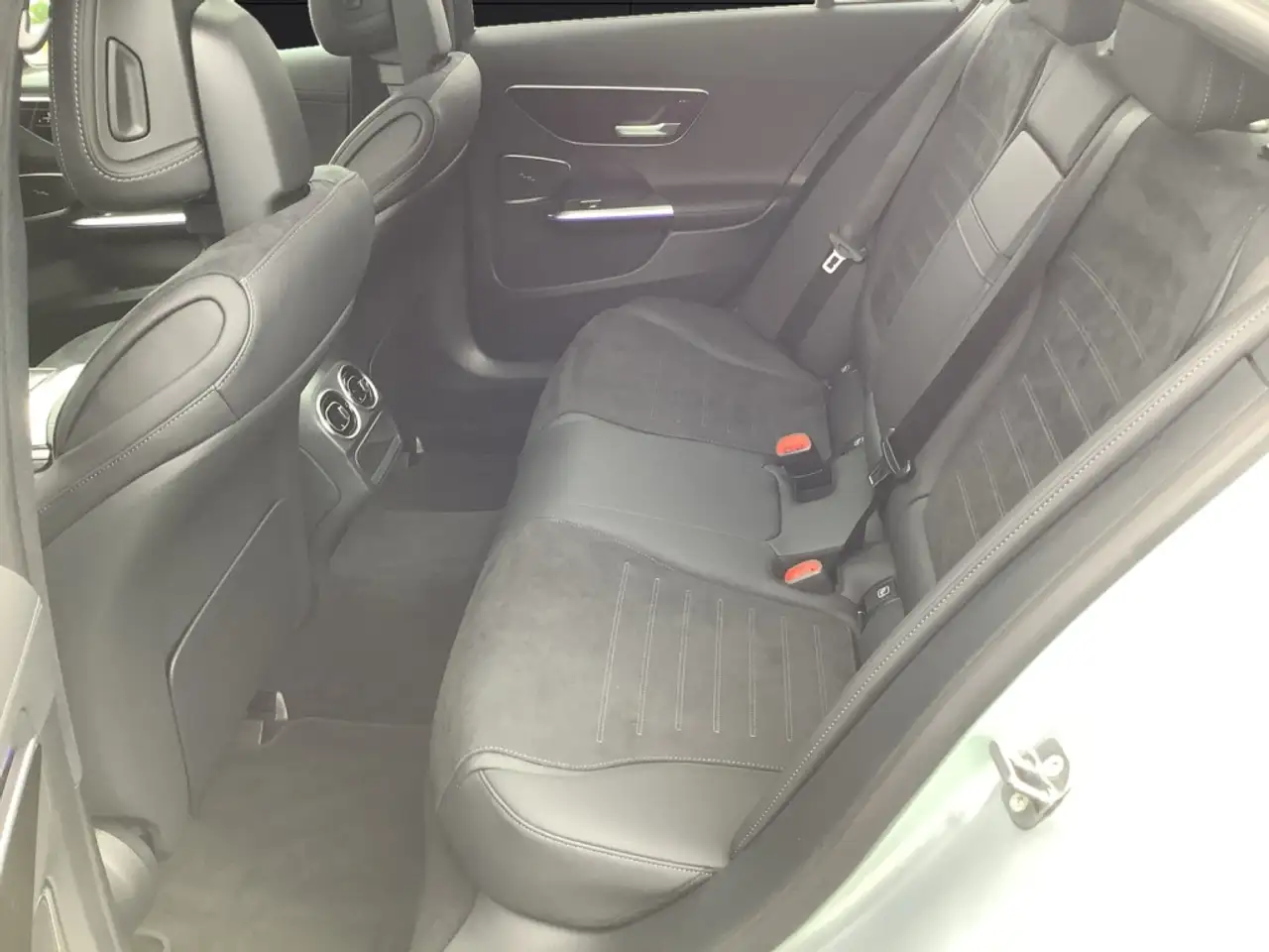 Mercedes-Benz C 180 AMG+18"+NIGHT+LED+MBUX+PANORAMA+9G+Memory+ 13