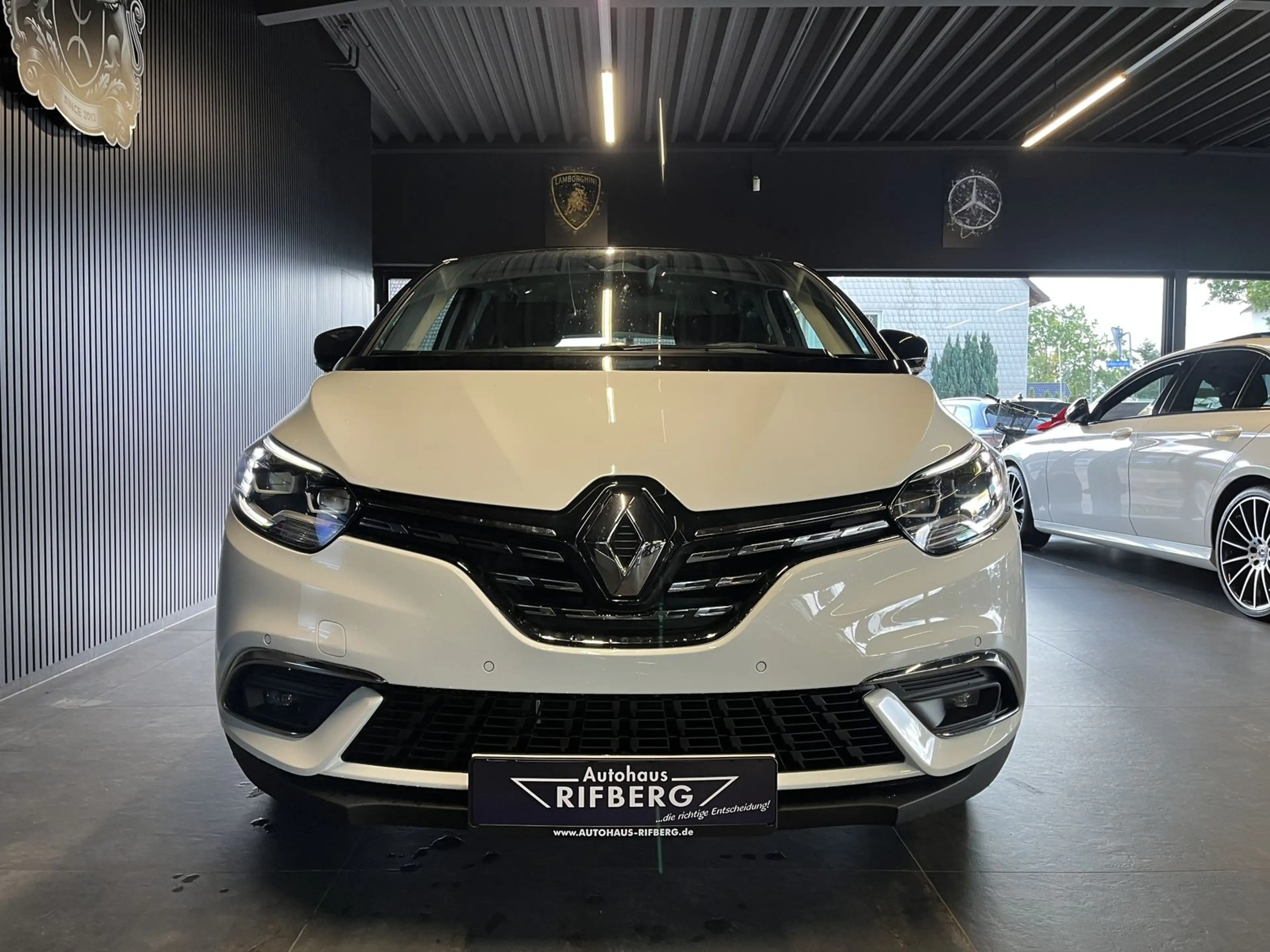 Renault Grand Scenic 1.3 TCE Techno/360°/KEYLESS/LED — photo 2