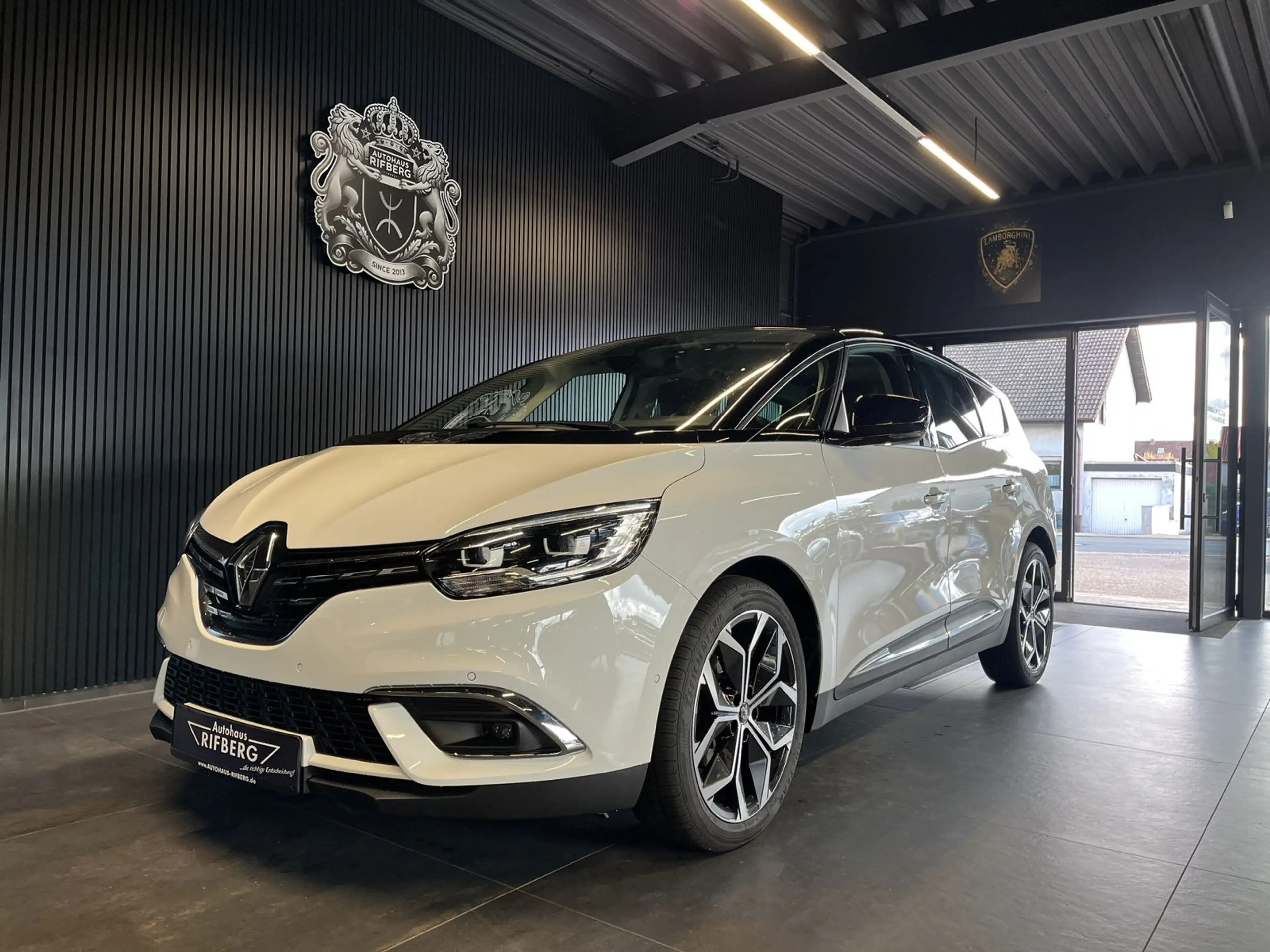 Renault Grand Scenic 1.3 TCE Techno/360°/KEYLESS/LED