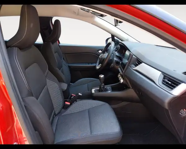 Renault Captur view 15