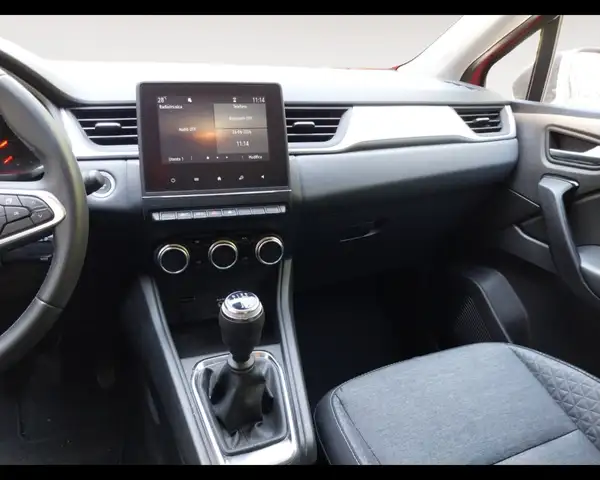Renault Captur view 11