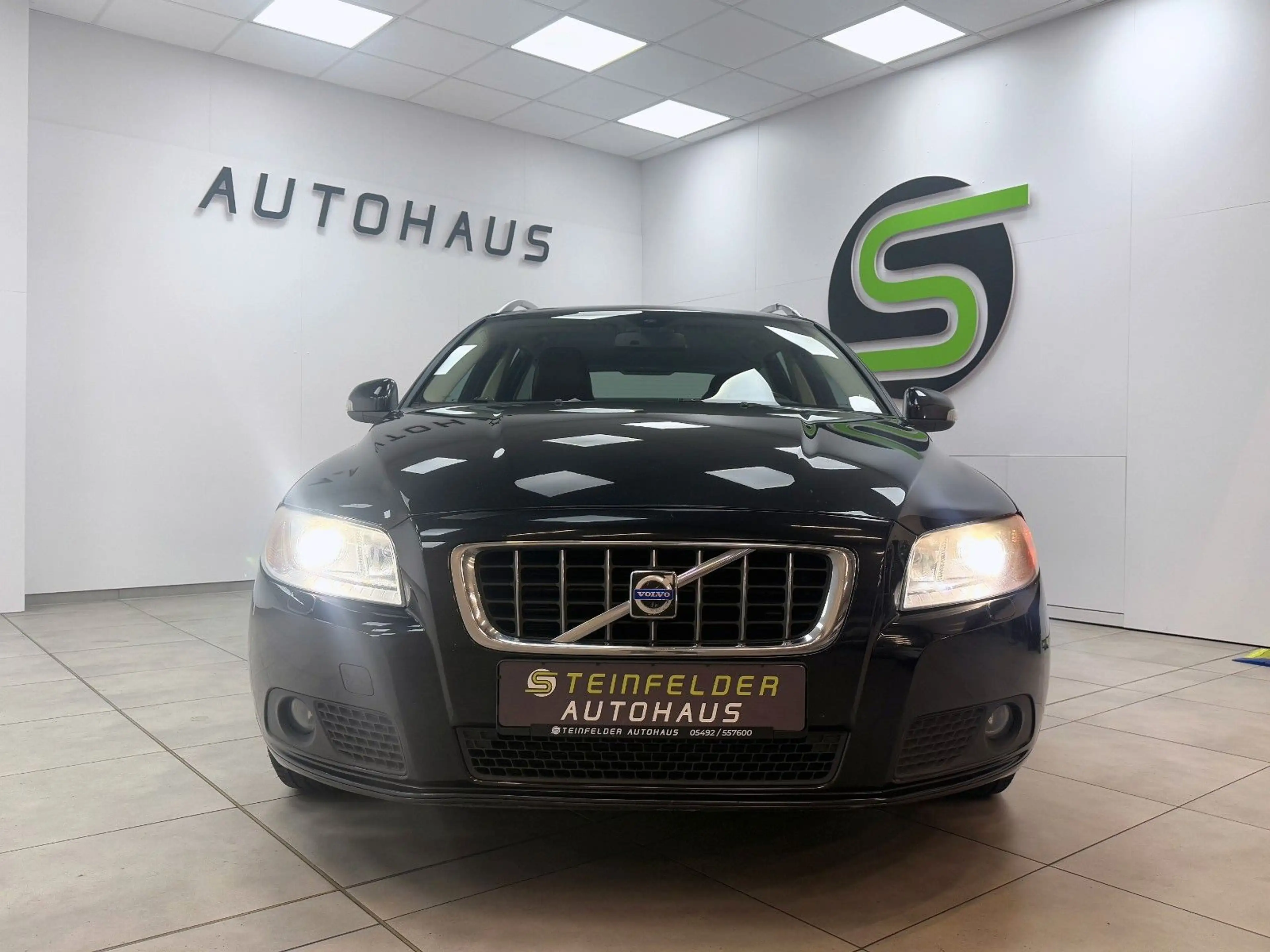 Volvo V70 Summum / LEDER / MEMORY / SHZ / TEMPOMAT — photo 2