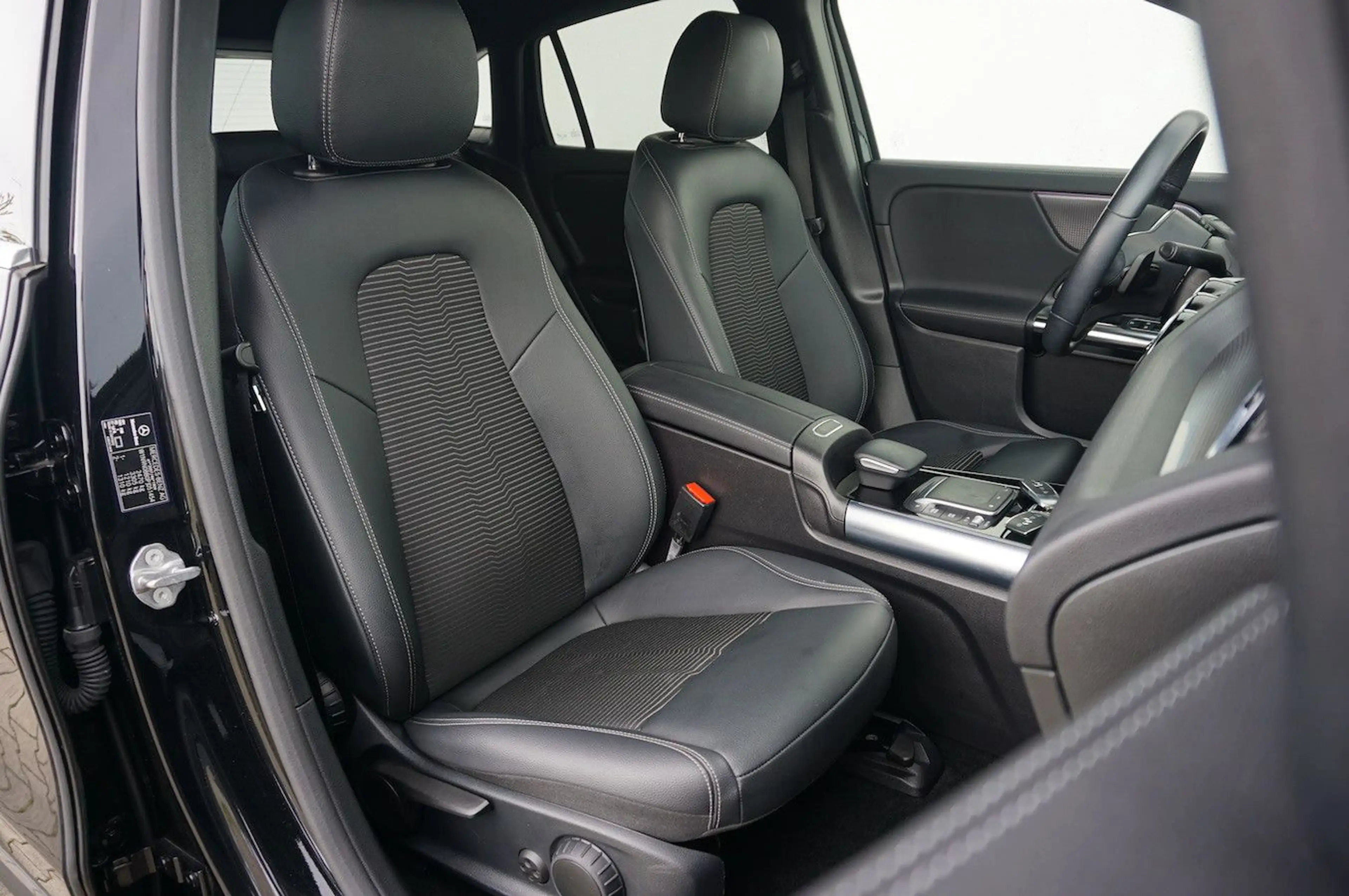 Mercedes-Benz EQA 250 Progressive SoH 95,6 % WideScreen 458 — photo 11