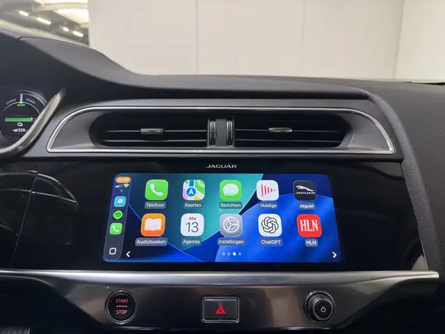 Jaguar I-Pace view 13