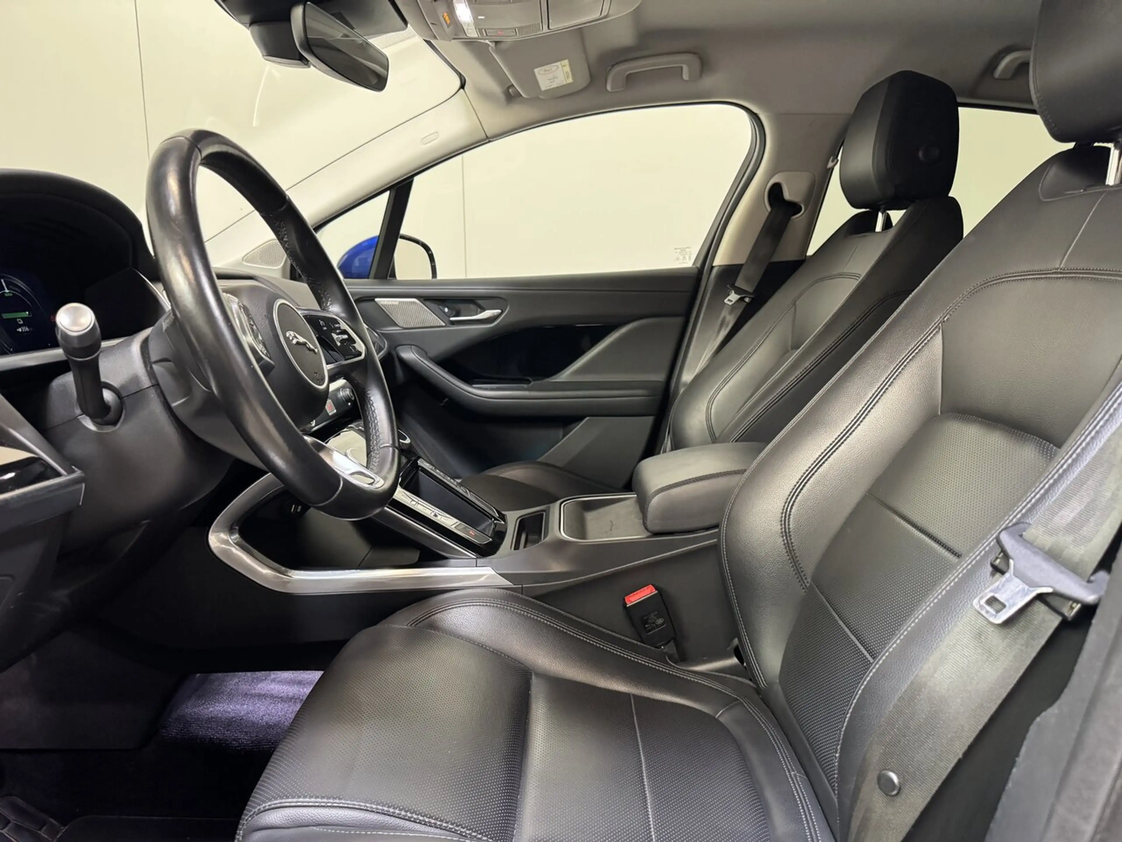 Jaguar I-Pace EV 400 AWD - Meridian - Range 377KM (90%) - SoH... — photo 8