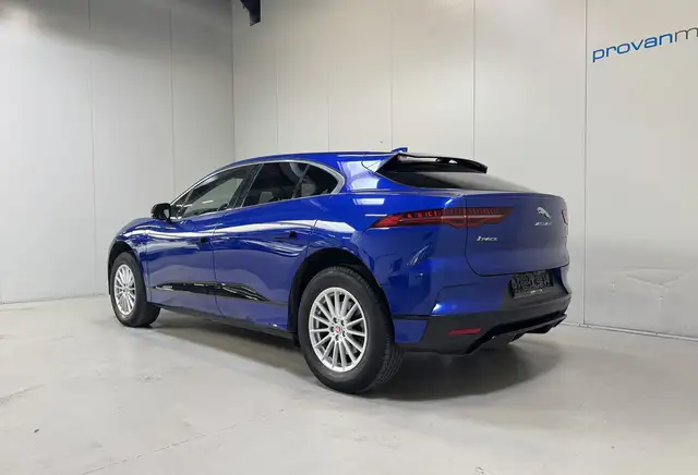 Jaguar I-Pace view 6