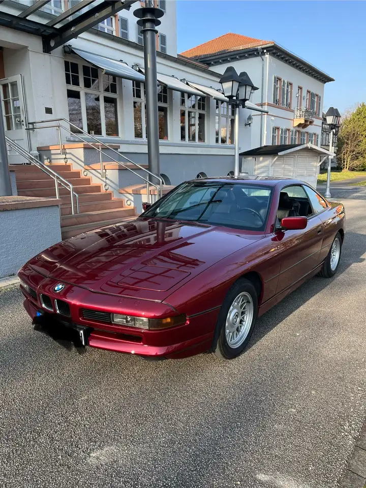 BMW 850