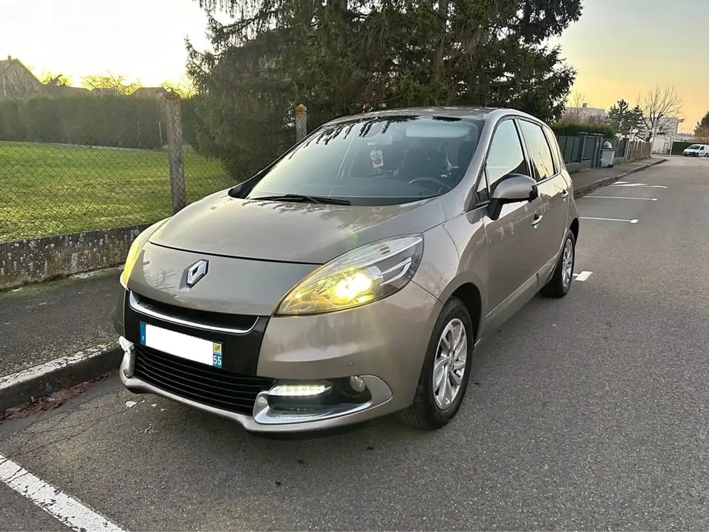 Renault Scenic Scenic 1.5 dCi 80 Confort Dynamique - 1