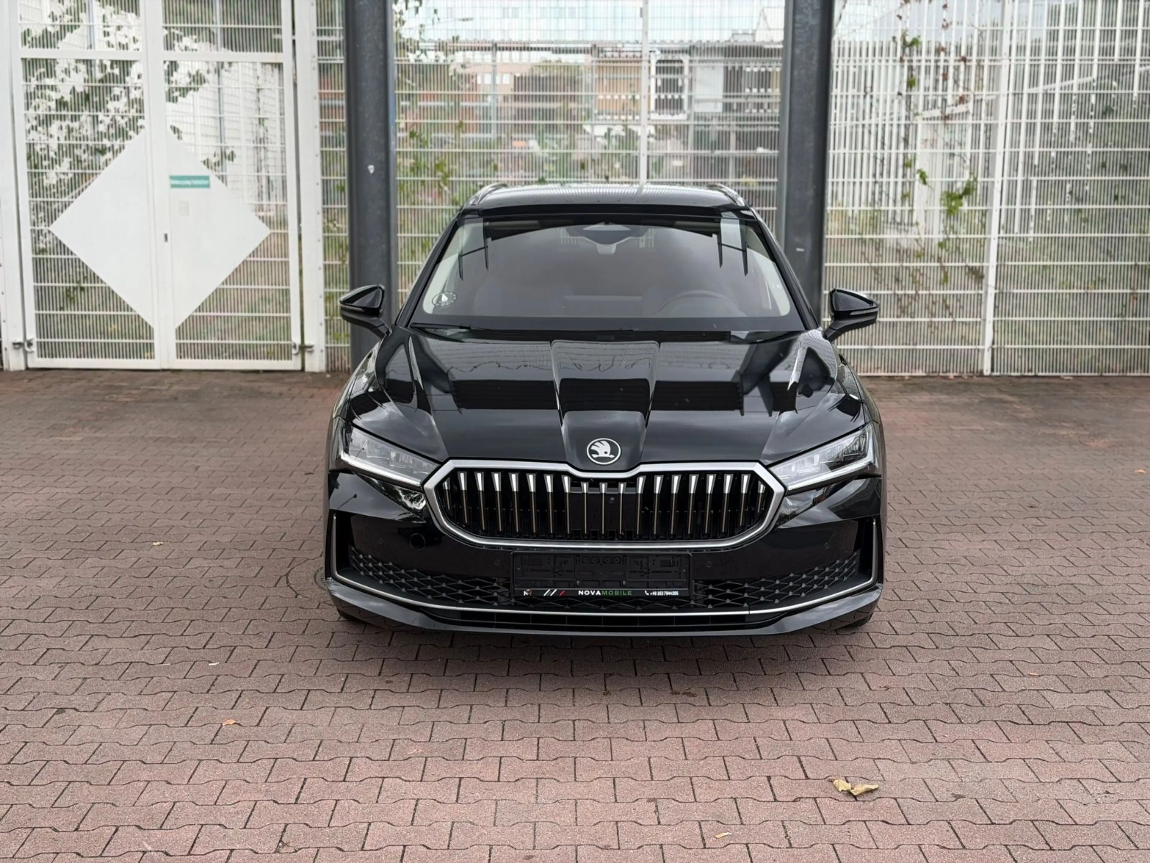 Skoda Superb Kombi 360G/ACC/LED/MASSAGE — photo 2