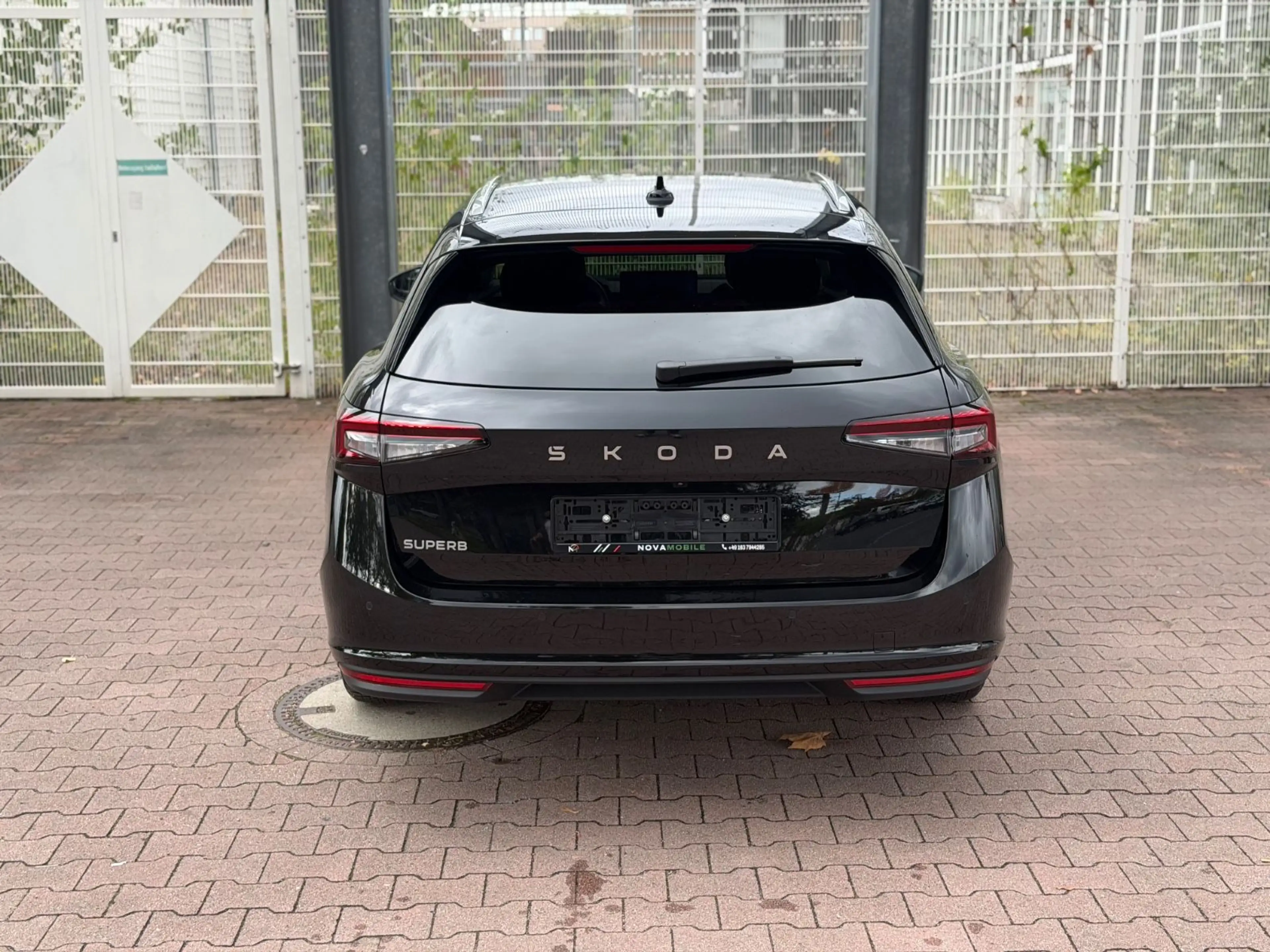 Skoda Superb Kombi 360G/ACC/LED/MASSAGE — photo 6