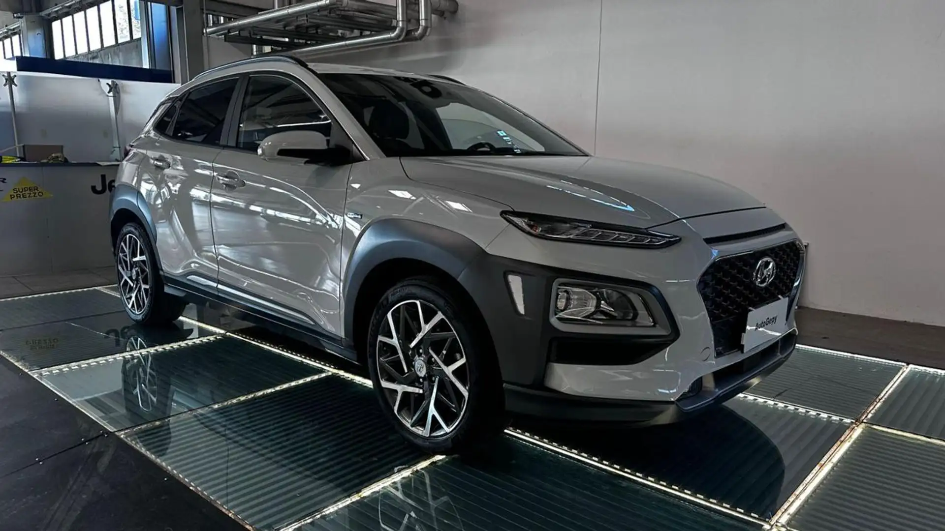Hyundai KONA HEV 1.6 DCT XPrime Bianco - 1