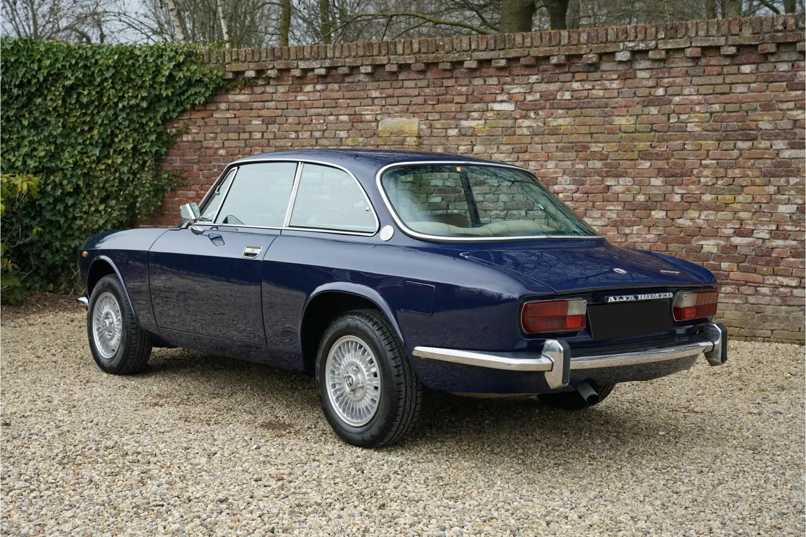 Alfa Romeo GTV 2000 Bertone PRICE REDUCTION! Converted to Twin We Blauw - 2