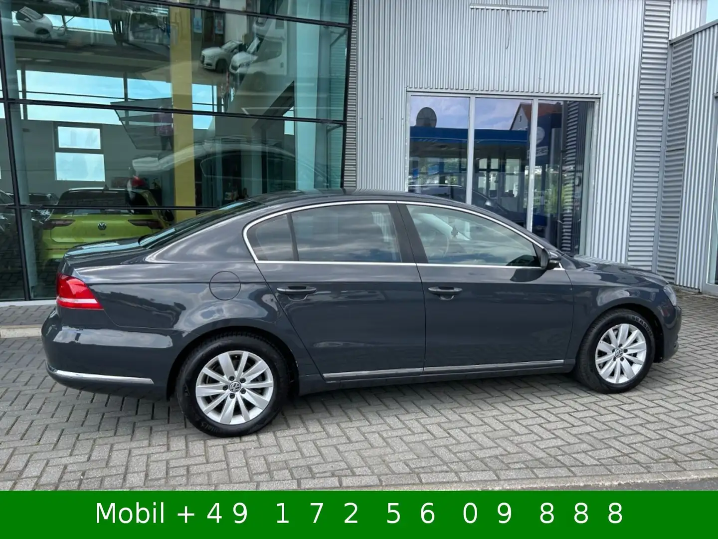 Volkswagen Passat Lim. Comfortline BlueMotion DSG Grijs - 1