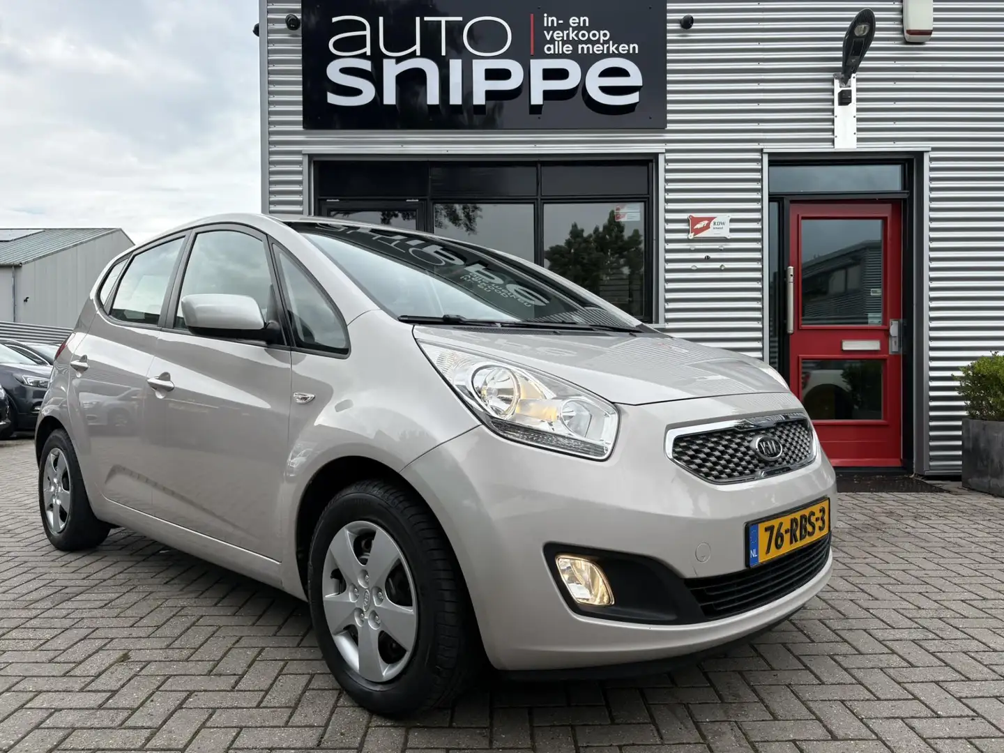 Kia Venga 1.4 CVVT Seven -AIRCO-CRUISECONTROL-NAVIGATIE-BLUE Beige - 2