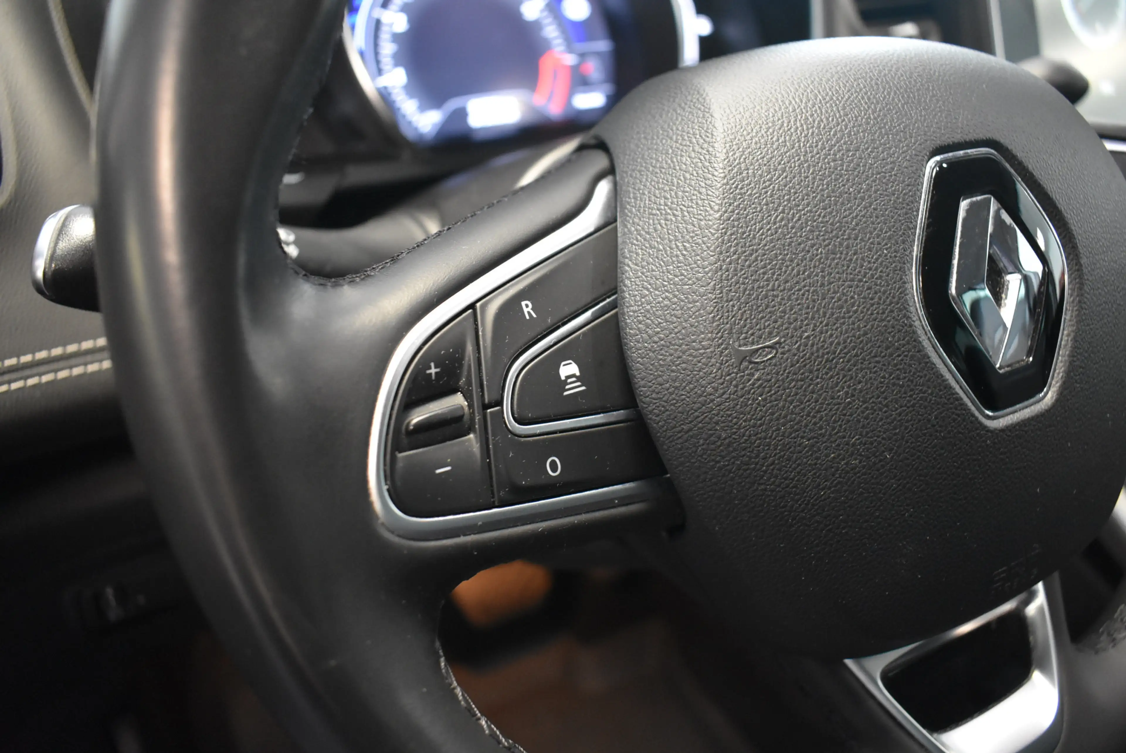 Renault Grand Scenic TCe 160 Intens Aut Navi LED Kamer — photo 13