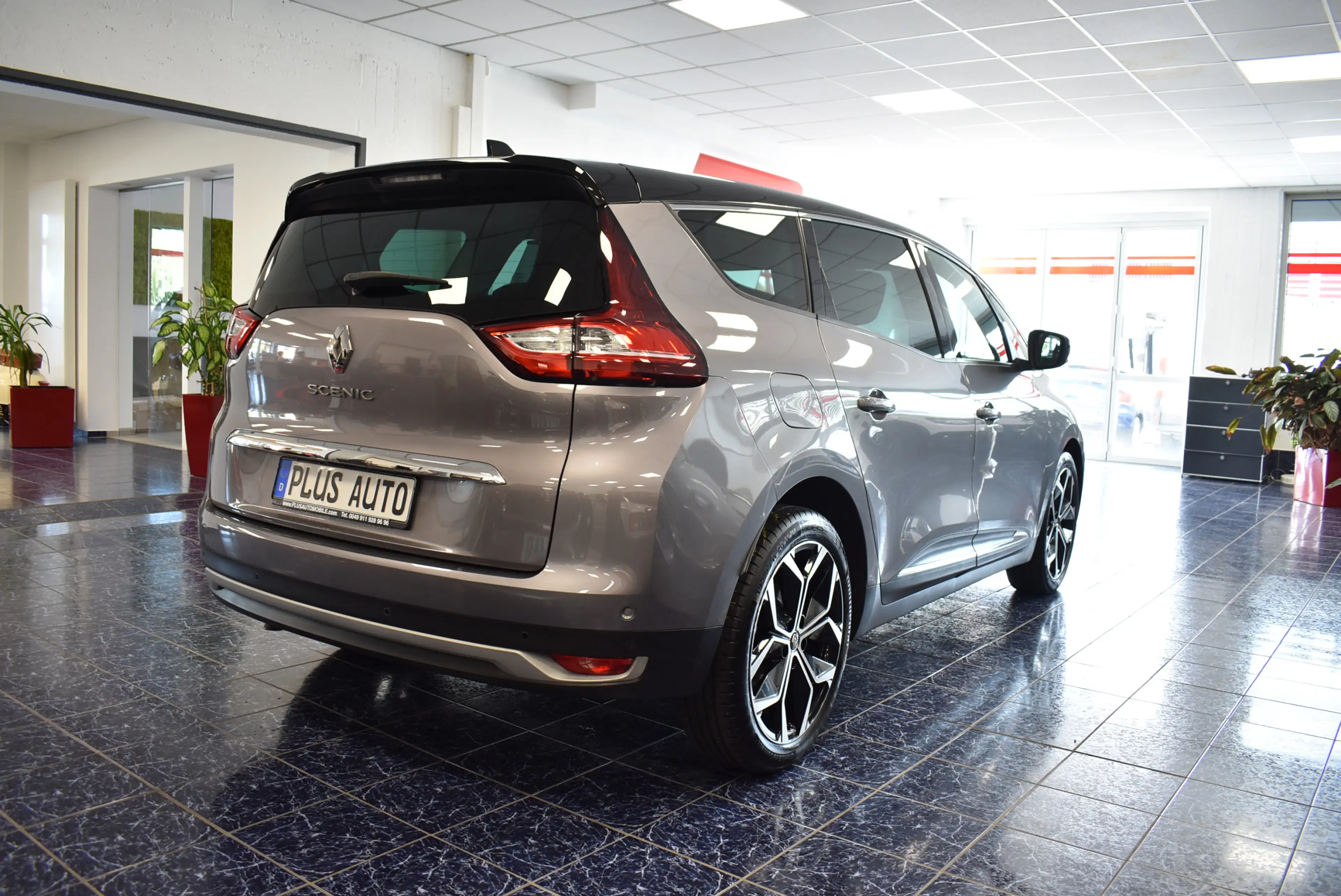 Renault Grand Scenic TCe 160 Intens Aut Navi LED Kamer — photo 2