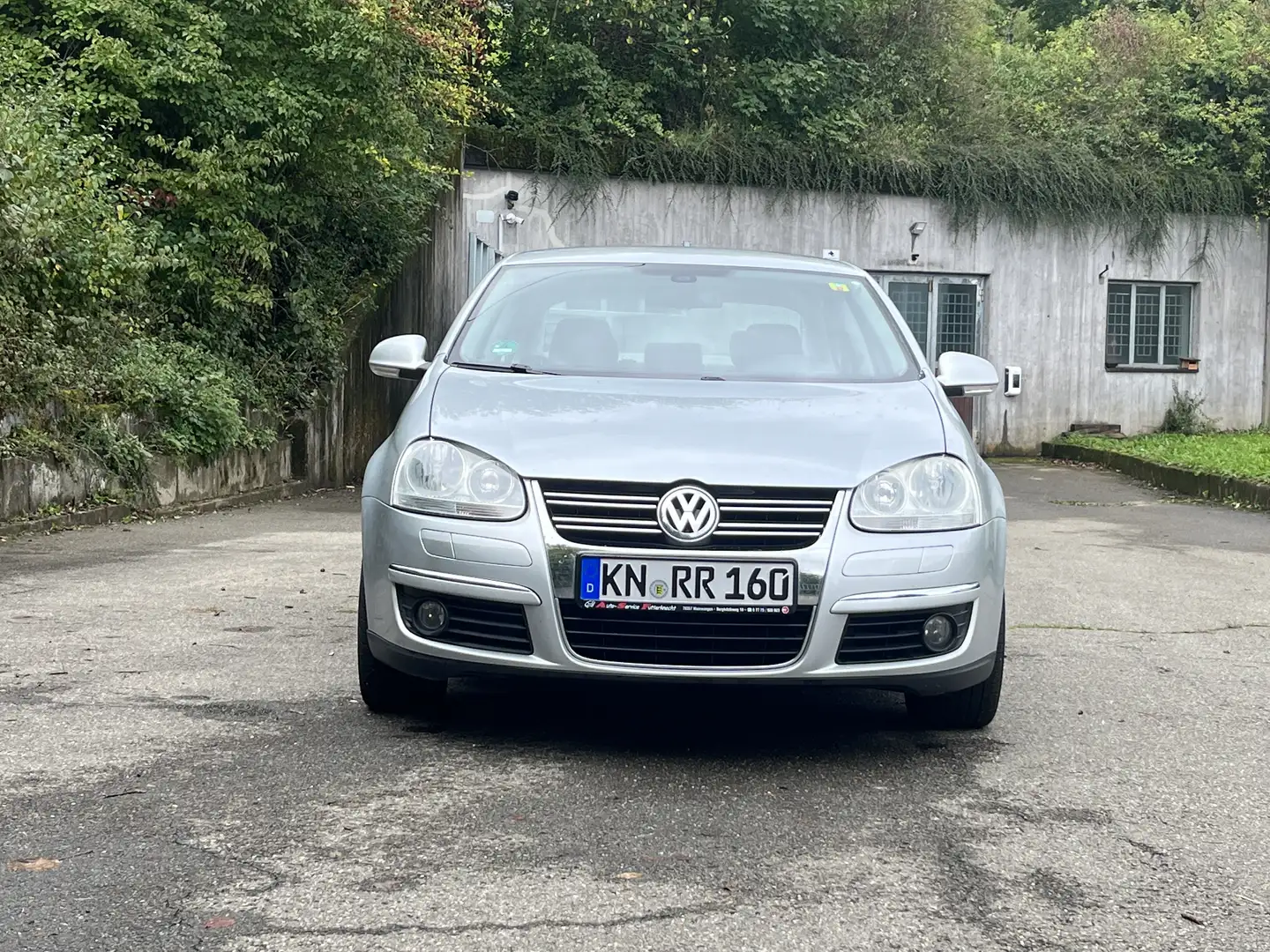 Volkswagen Jetta 2.0 TDI DSG*AUTOMATIK*-TÜV-Sitzheizung-PDC Silber - 2