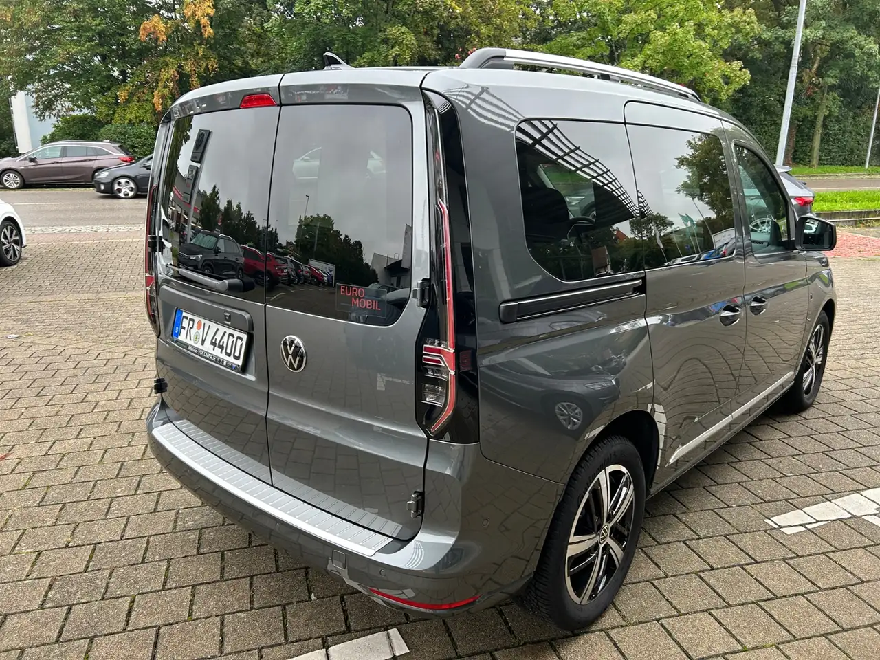 Volkswagen Caddy Style 1.5 TSI DSG Navi,Vorb.AHK,ACC,SHZ,PDC,LED,S 11