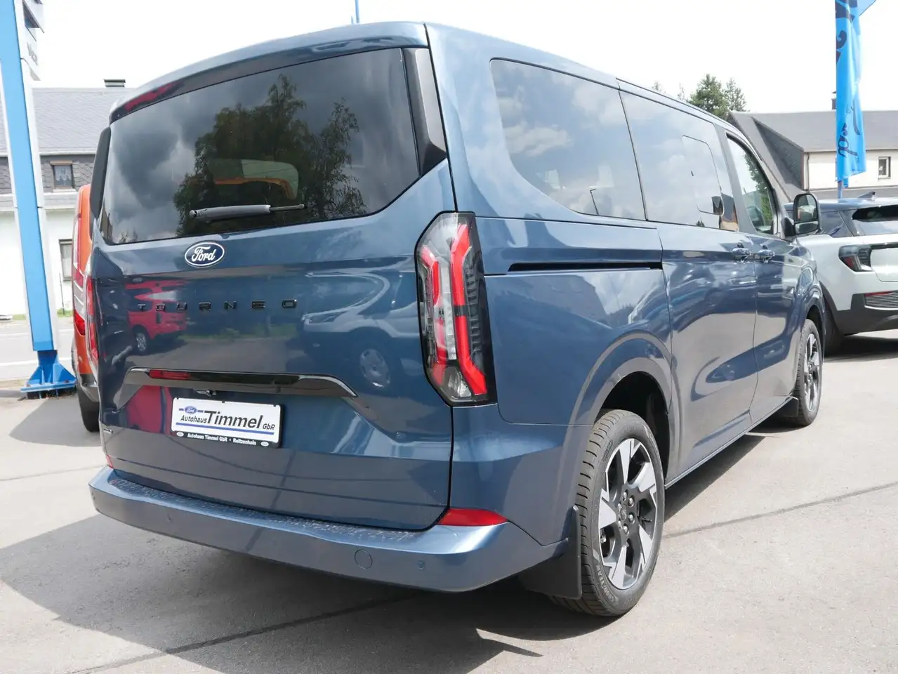 Ford Tourneo Custom 2026 — фото 6