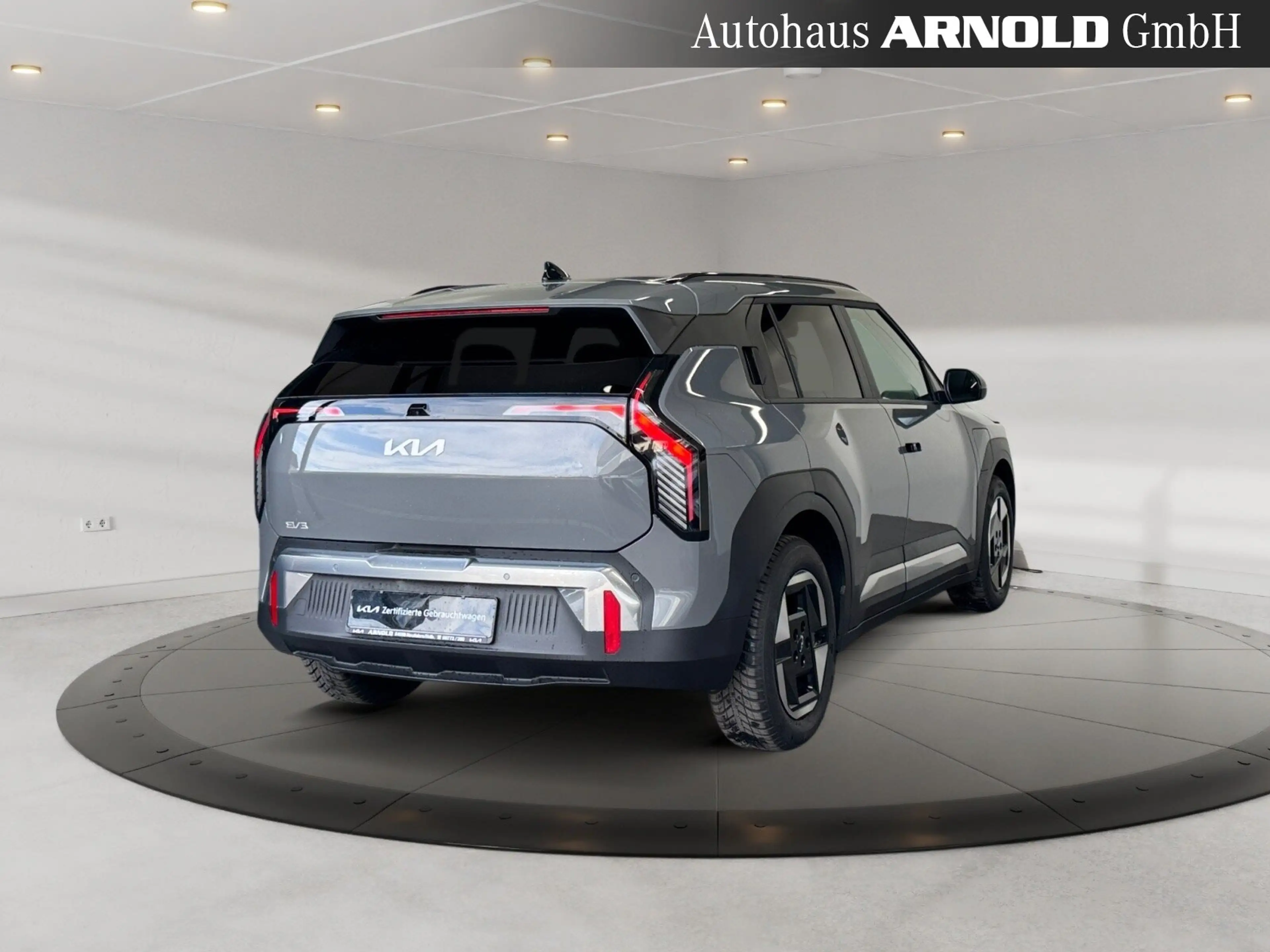 Kia EV3 EV3 81,4 kWh EARTH el-Klappe LED Abstandstemp Navi — photo 4