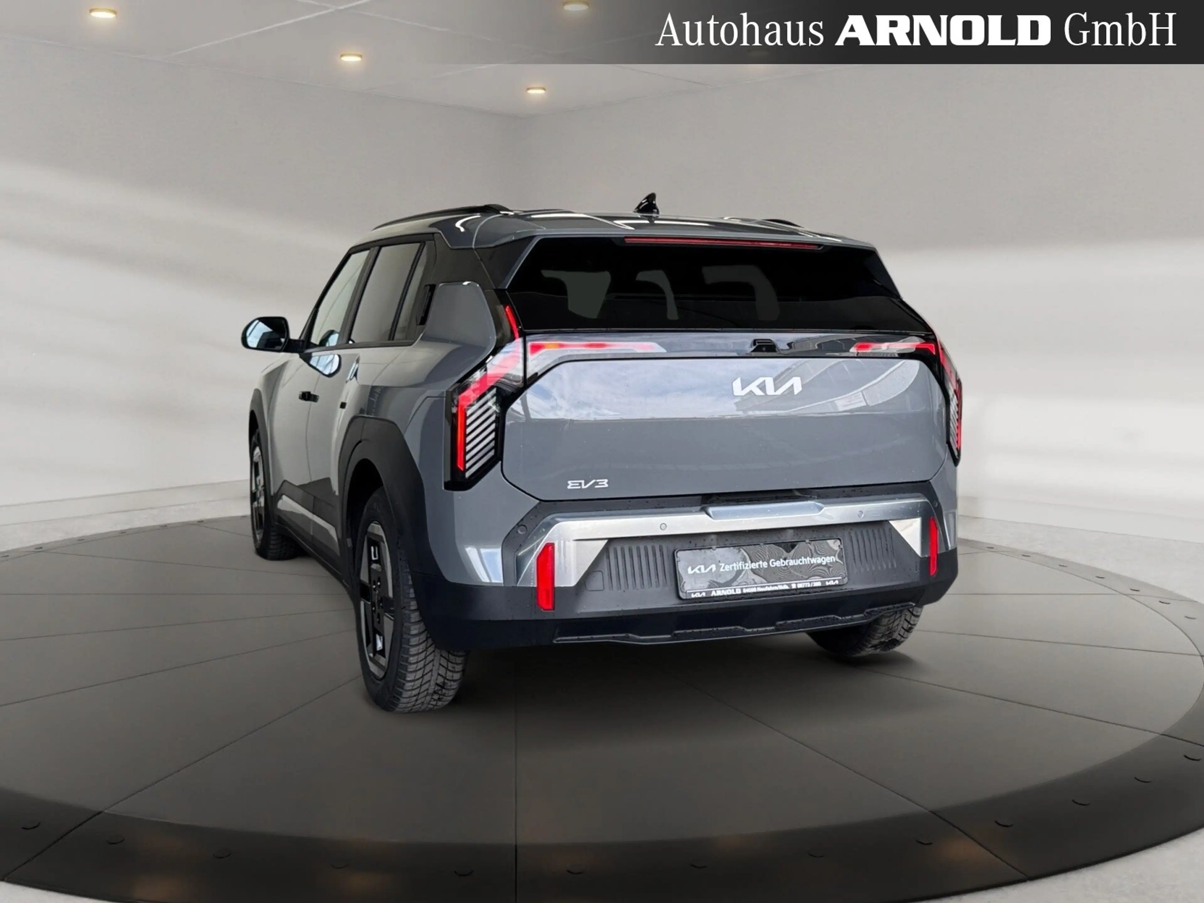 Kia EV3 EV3 81,4 kWh EARTH el-Klappe LED Abstandstemp Navi — photo 3
