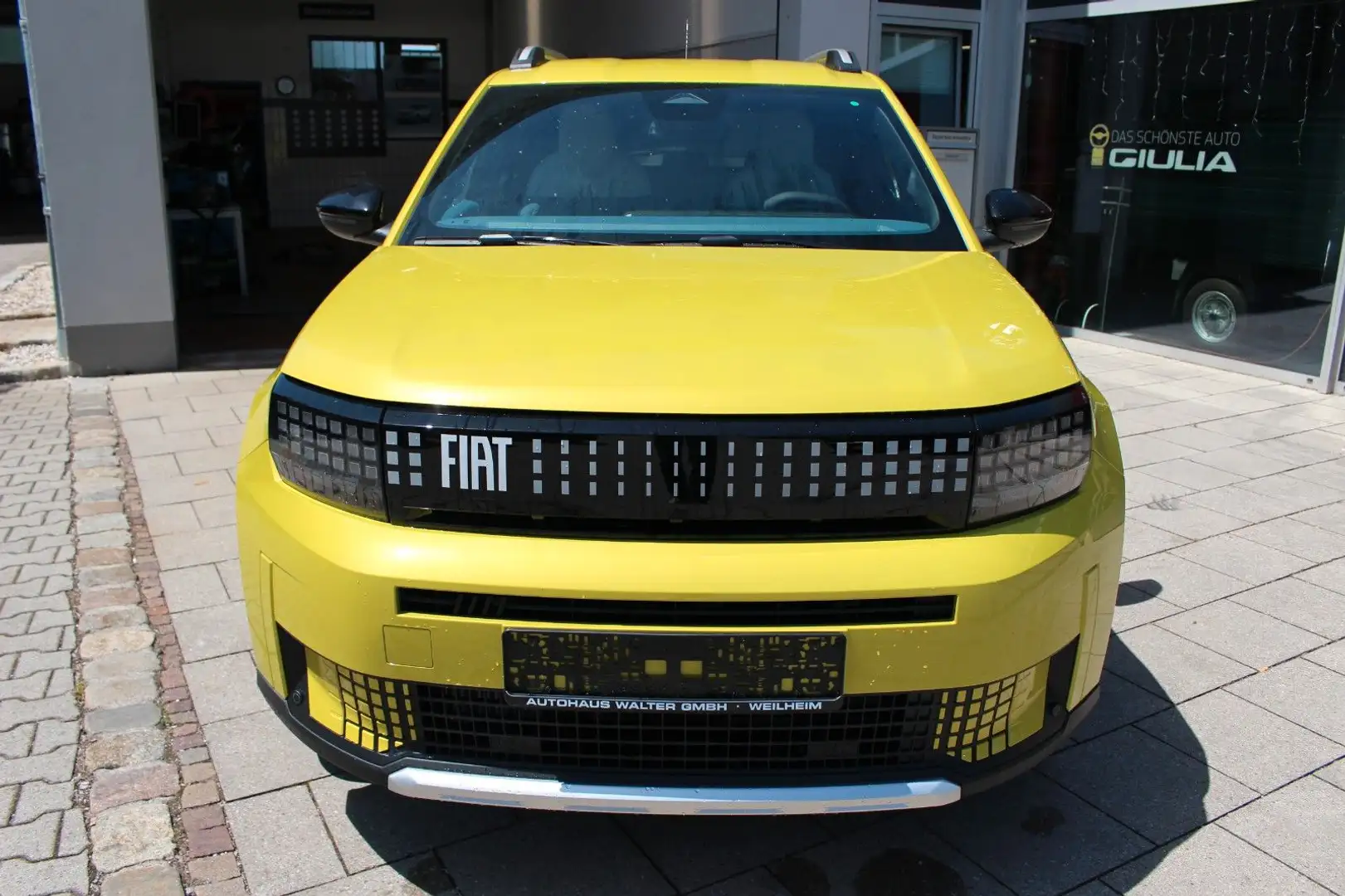 Fiat Grande Panda Hybrid 1.2 eDCT 75 kW La Prima Gelb - 2