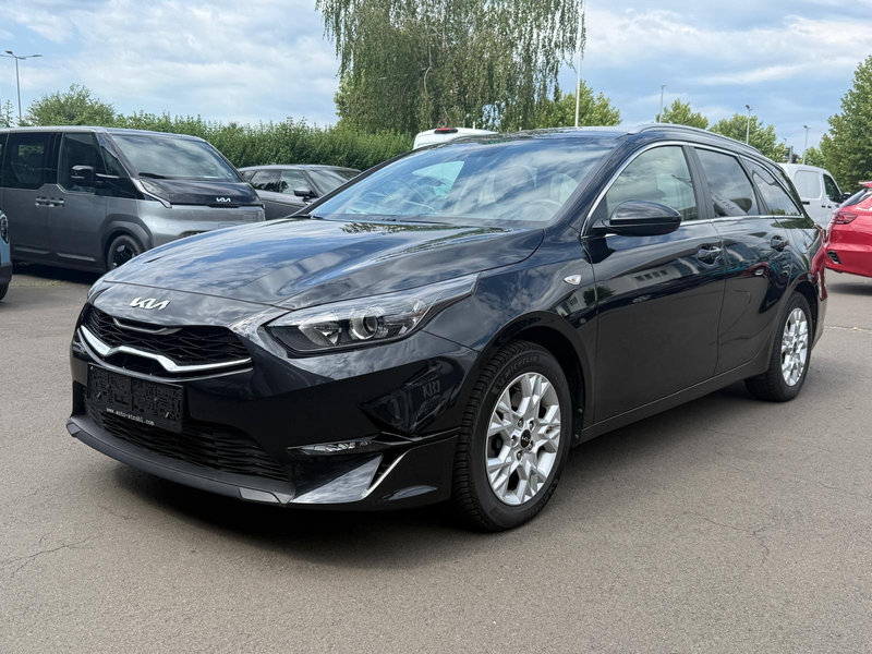 Kia Ceed SW / cee'd SW 1,6 CRDi Silber 48V DCT *Automatik*