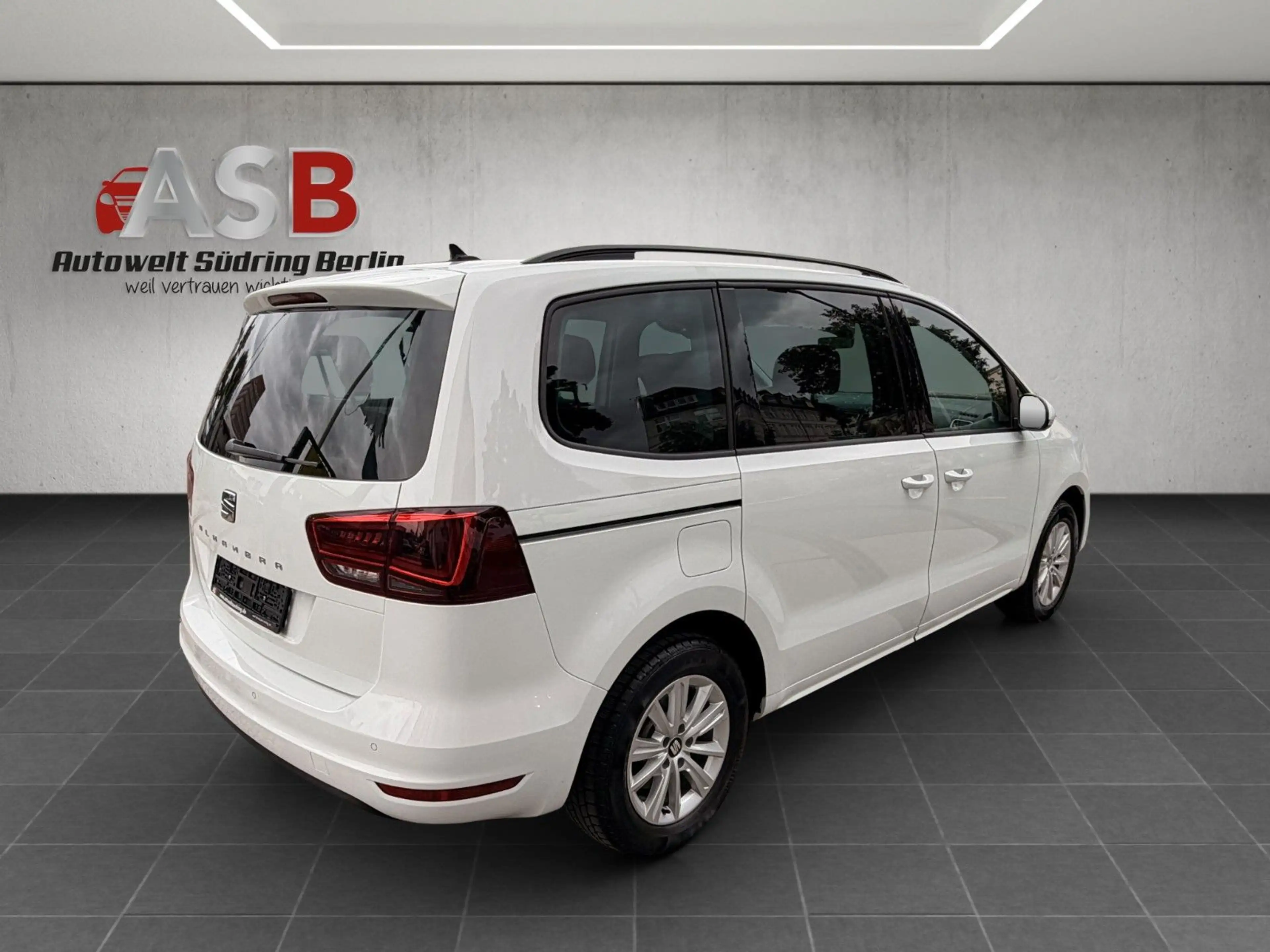 SEAT Alhambra Style 2.0 TDI Automatik*7-Sitzer*NAVI* — photo 4