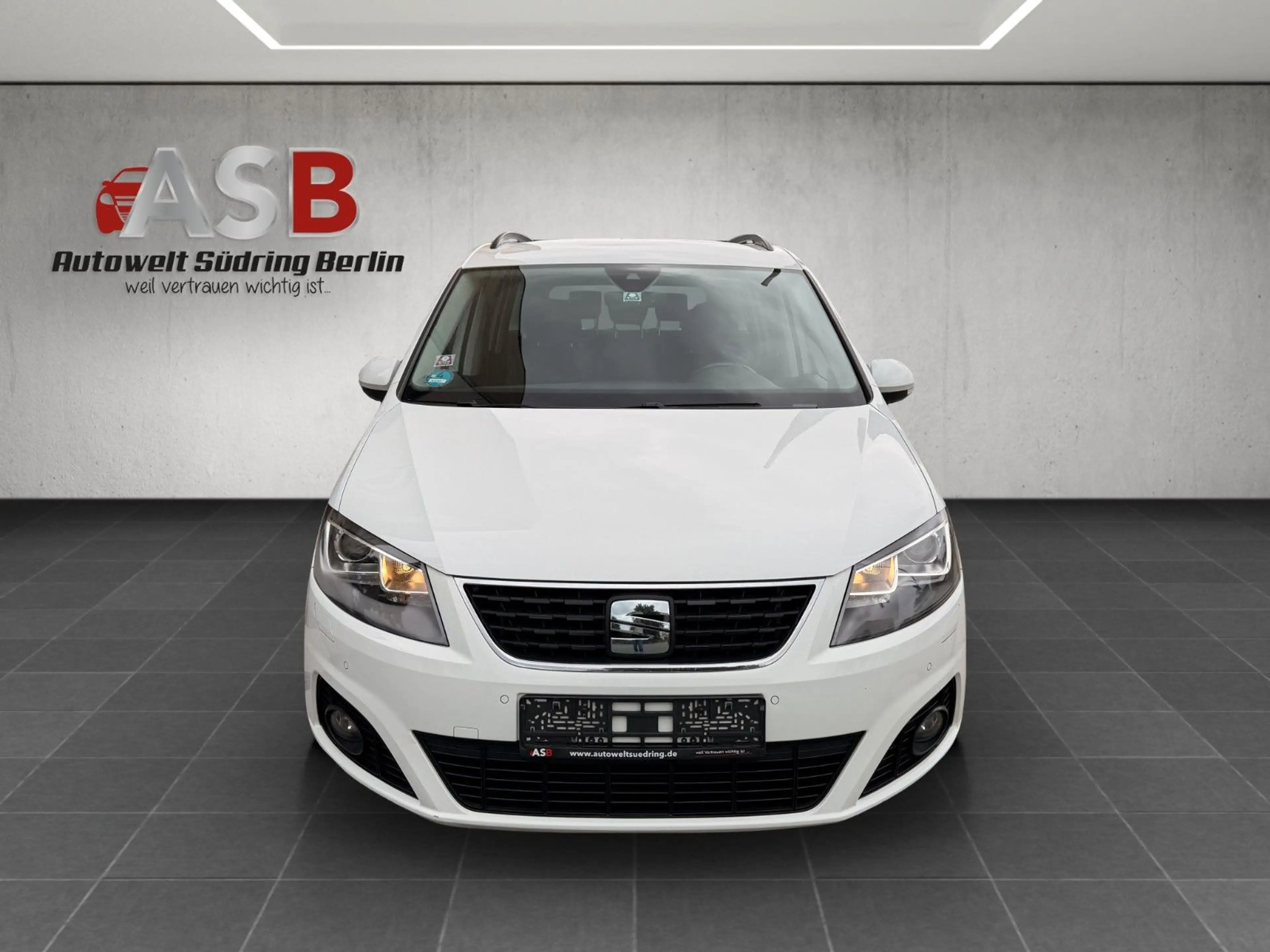 SEAT Alhambra Style 2.0 TDI Automatik*7-Sitzer*NAVI* — photo 2