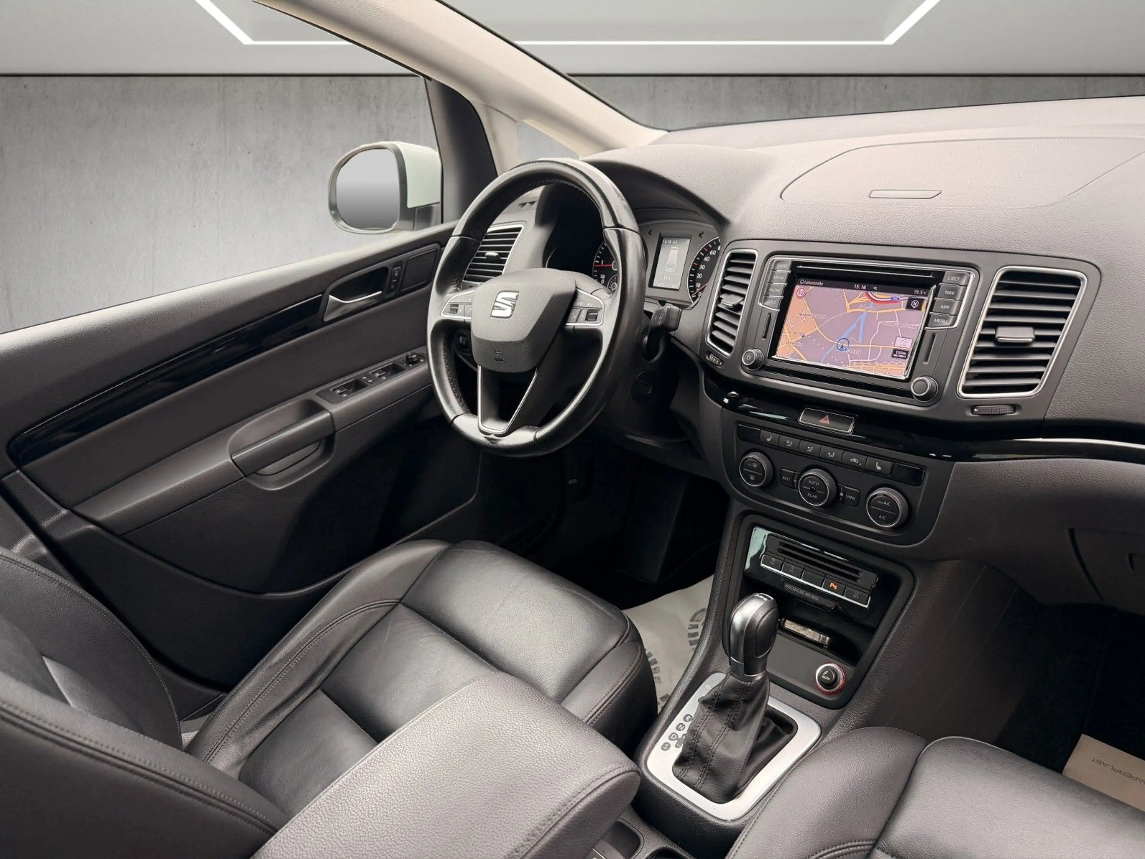 SEAT Alhambra Style 2.0 TDI Automatik*7-Sitzer*NAVI* — photo 13