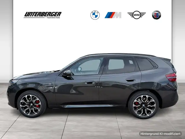 BMW X3 view 3