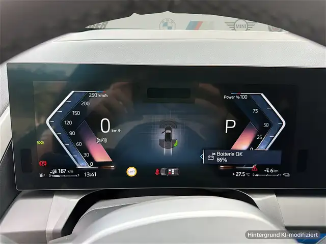 BMW X3 view 9