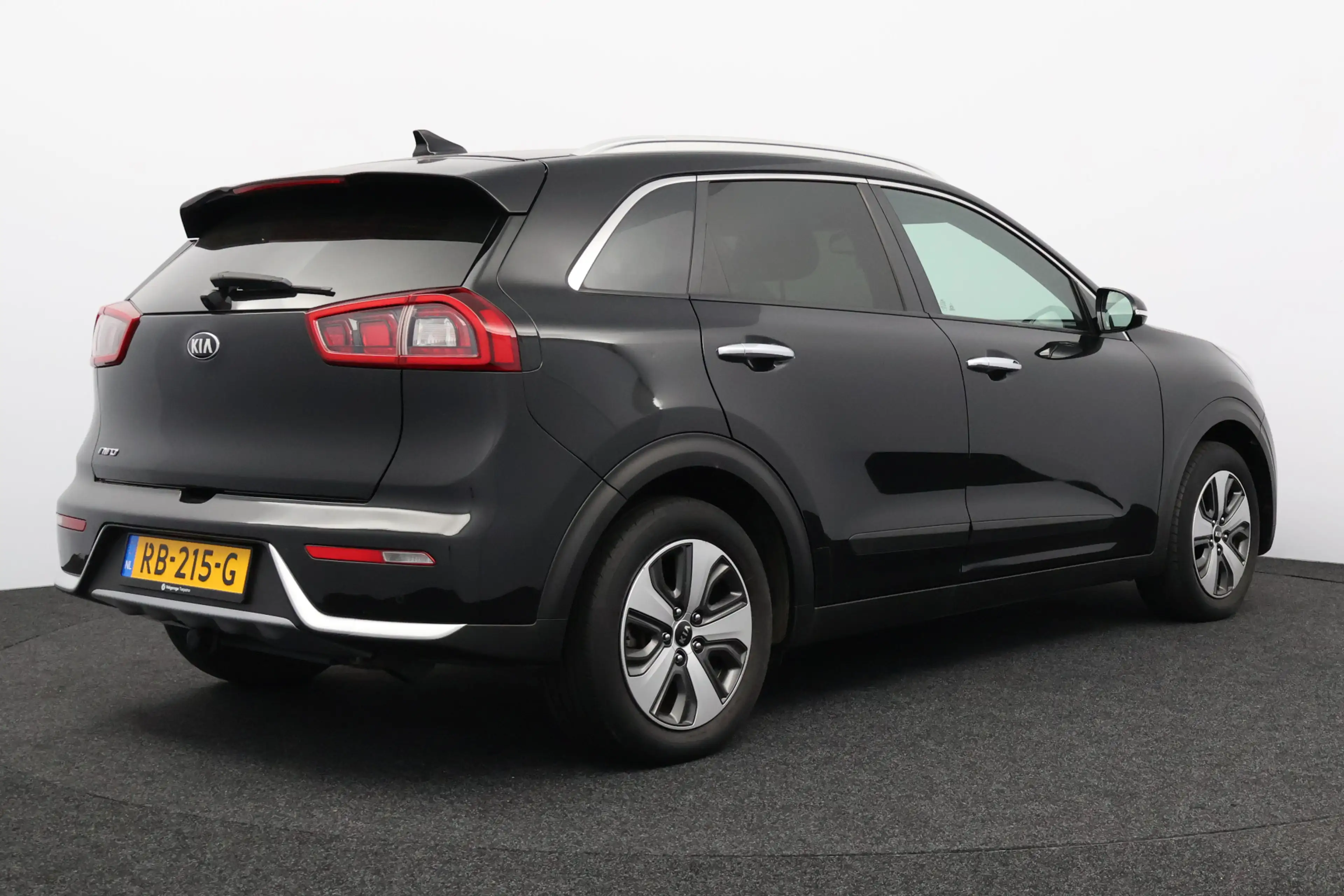 Kia Niro 1.6 GDi Hybrid DynamicLine/ Automaat/ Half-Leder/ — photo 11
