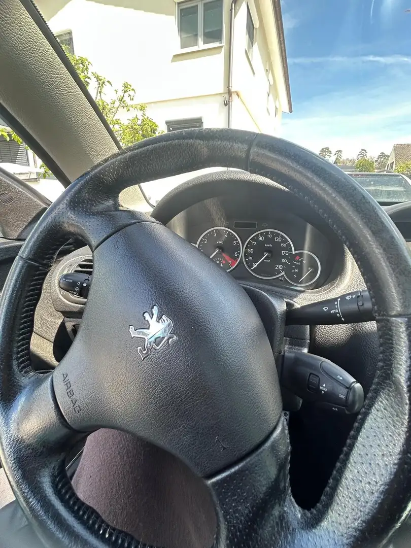 Peugeot 206 206 CC 135 Schwarz - 1