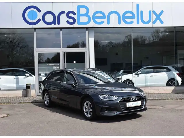 Audi A4 Avant 30 TDI S-Tronic CUIR LANE SIDE GPS CAM 1° M.