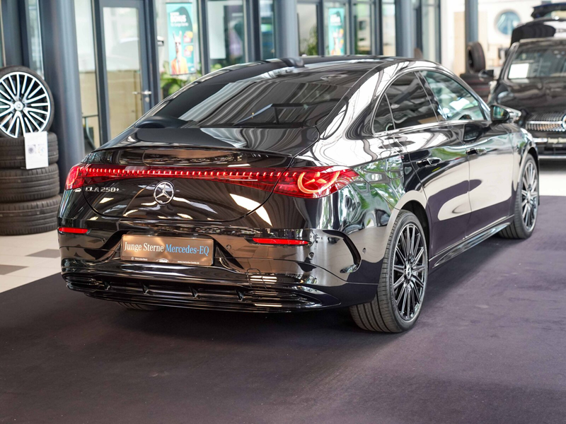 Mercedes-Benz CLA 250 CLA 250 Burmester Pano HeadUp Massage AMG Line — photo 4