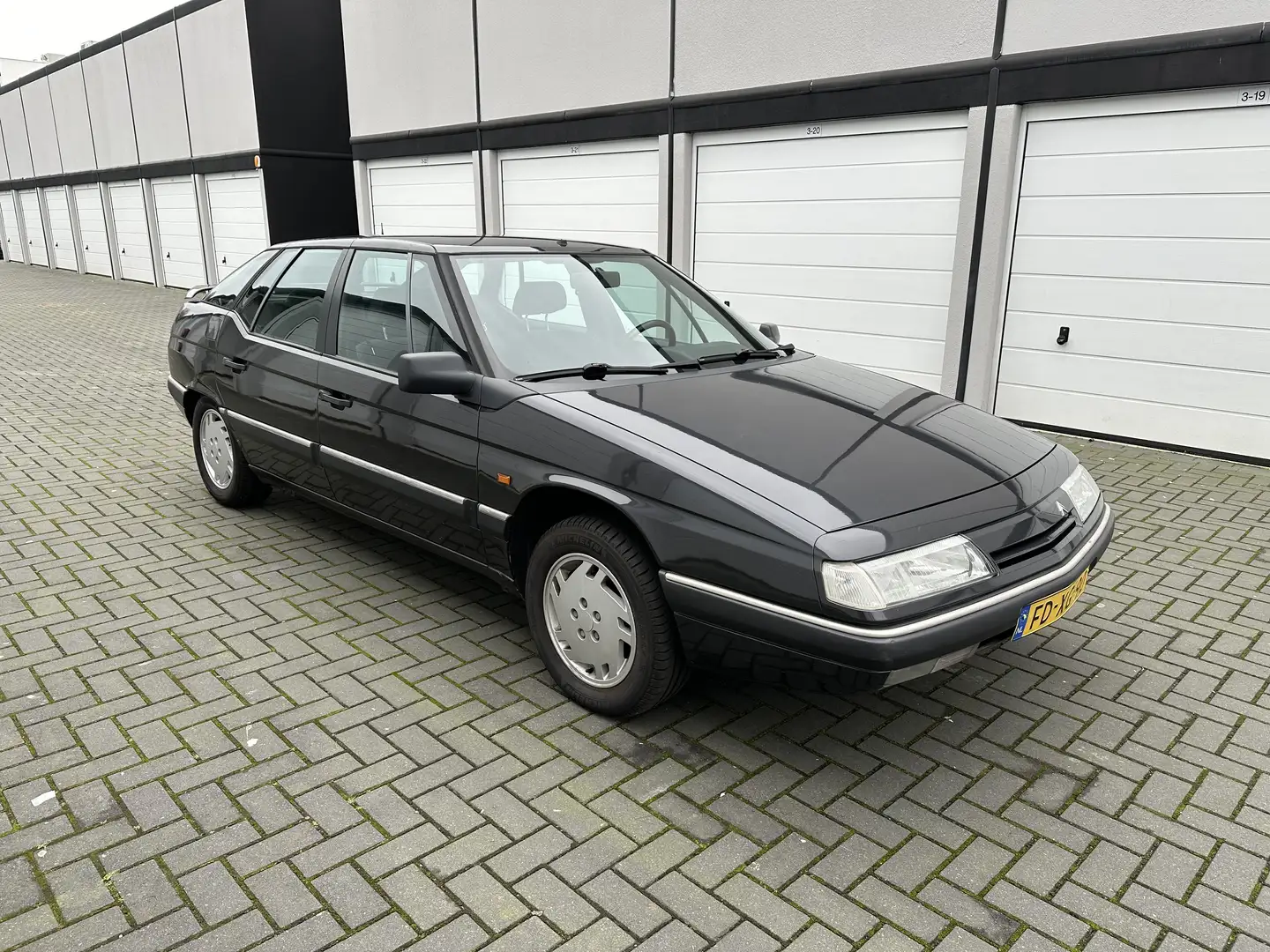 Citroen XM 2.0i comfort - 2
