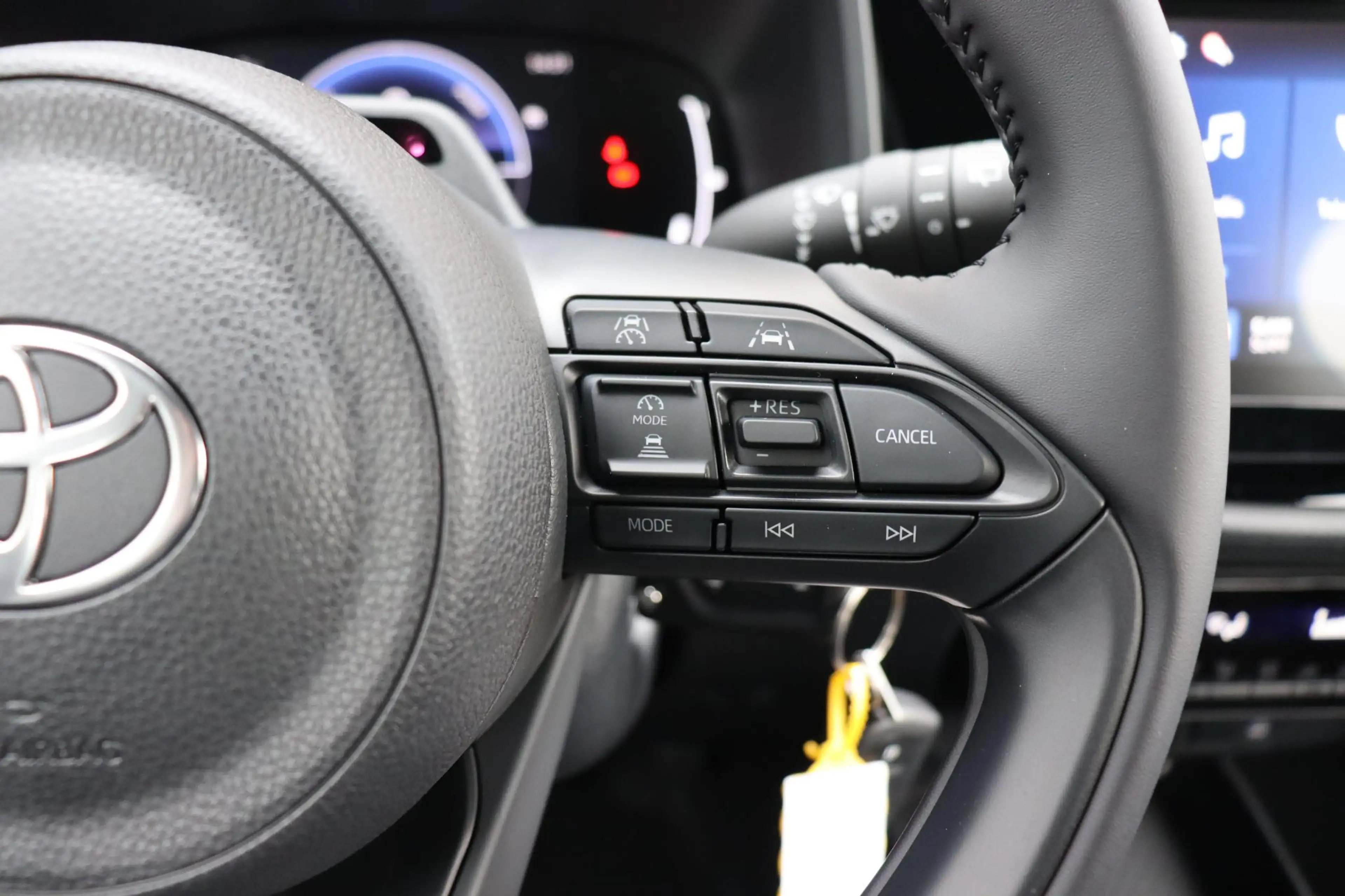 Toyota Aygo X Hybrid 115 Play met GO Pack, Nieuw en snel leverb — photo 15