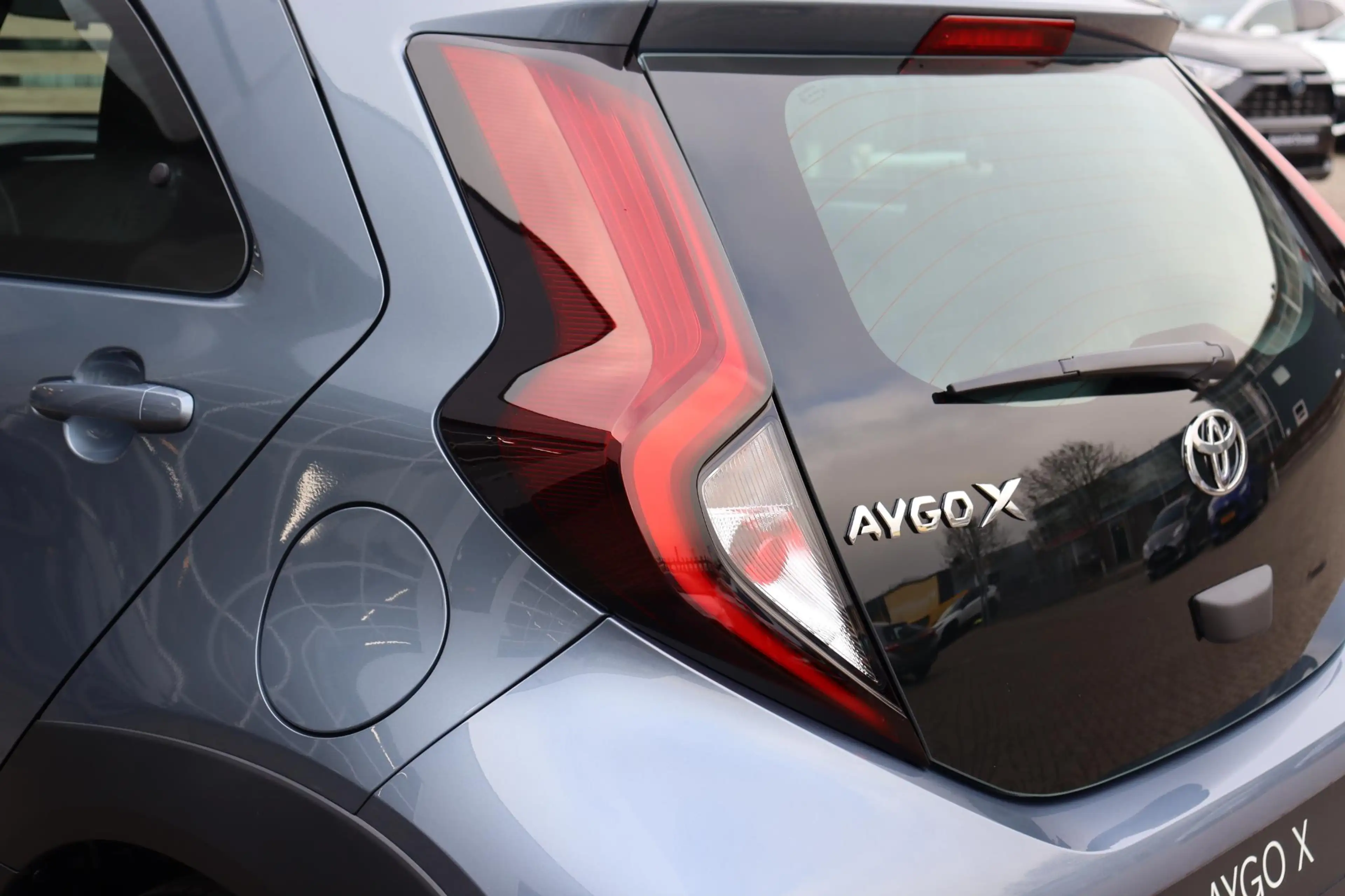 Toyota Aygo X Hybrid 115 Play met GO Pack, Nieuw en snel leverb — photo 7