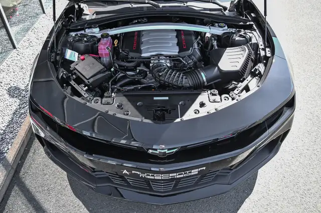 Chevrolet Camaro view 7