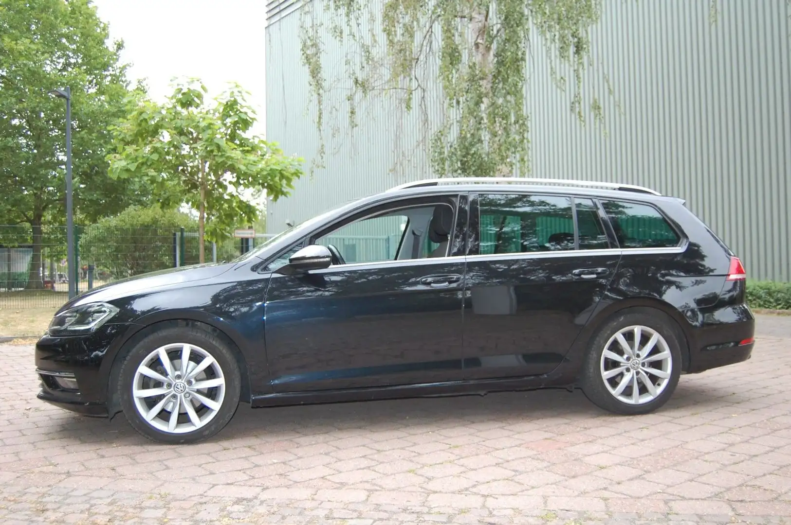 Volkswagen Golf 7 Highline 1,4 Automat,Navi,Rückfahrkamera Schwarz - 2