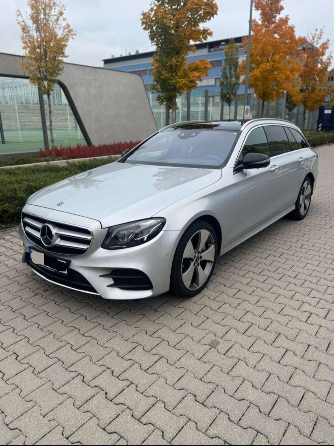 Second hand Mercedes Benz E-Class 400