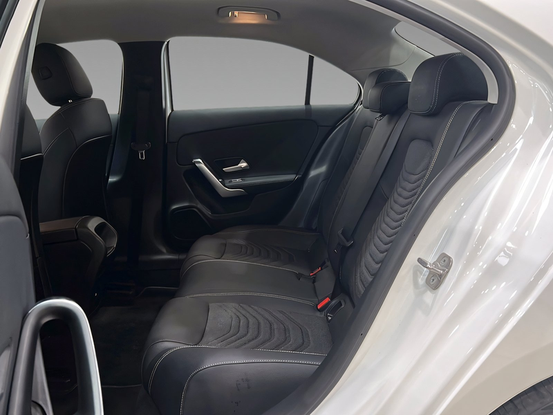 Mercedes-Benz A 180 d Limousine PROGRESSIVE+LED+Kamera+LrHz+SH — photo 10
