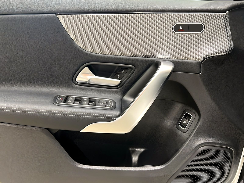 Mercedes-Benz A 180 d Limousine PROGRESSIVE+LED+Kamera+LrHz+SH — photo 13