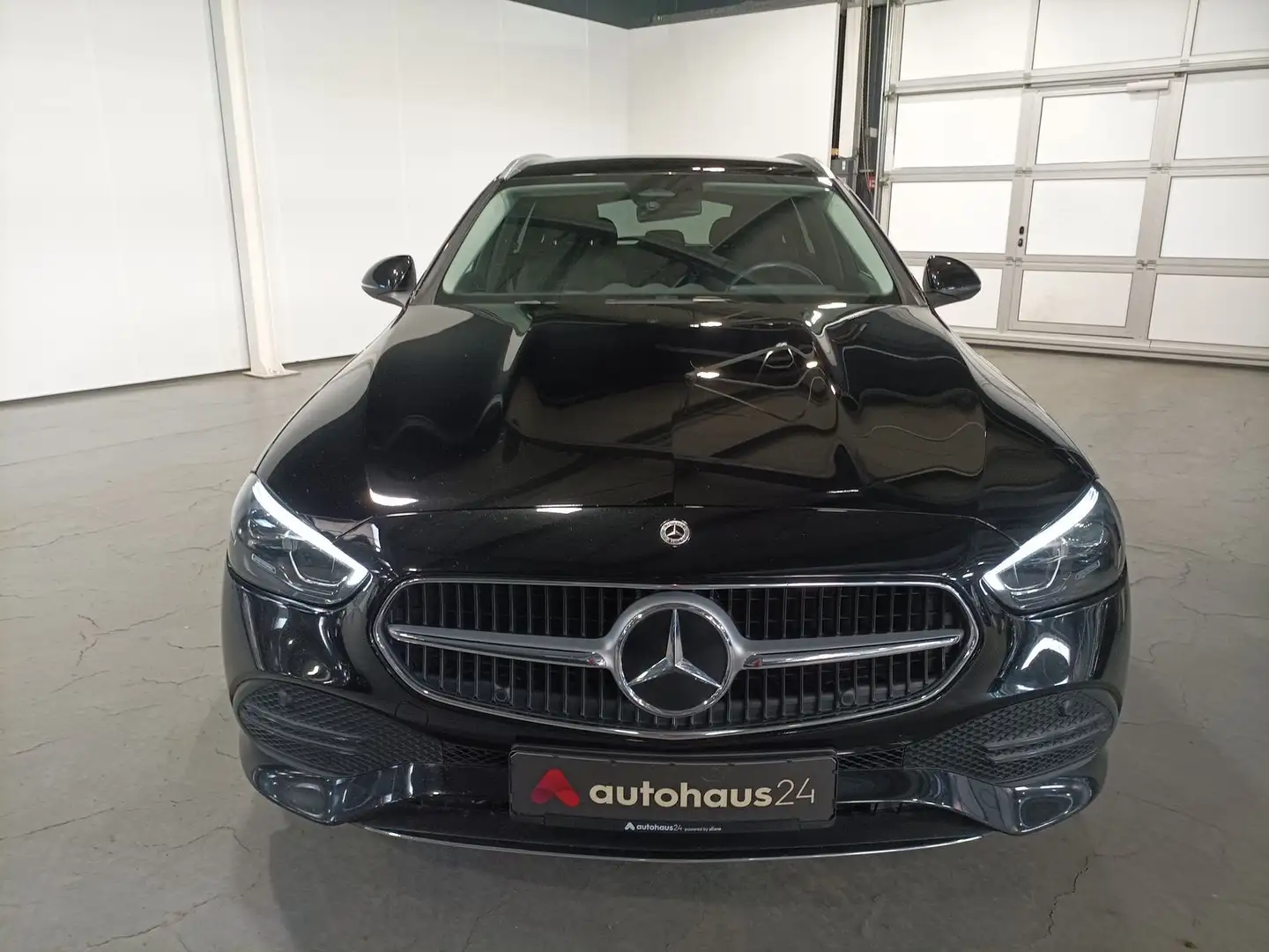 Mercedes-Benz C 220 d T Avantgarde LED|Navi|ParkAssist|AHK Zwart - 2
