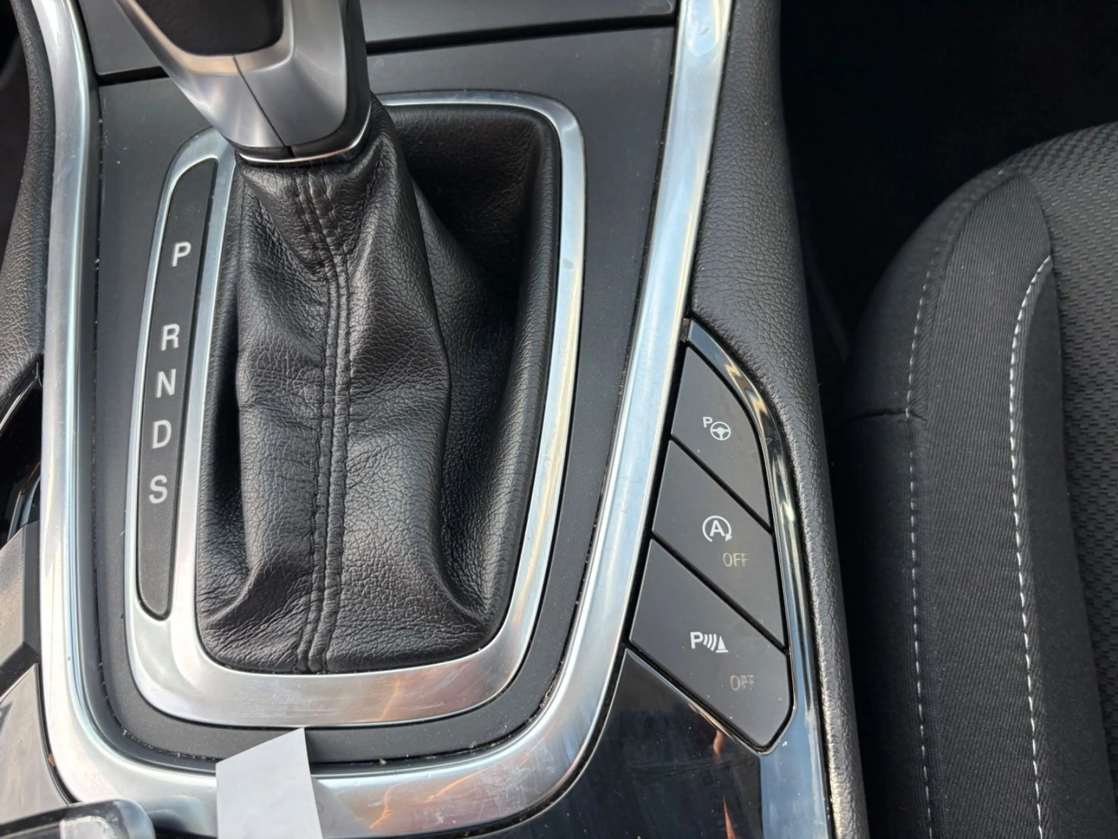 Ford S-Max Titanium AUTOMATIK NAVI ACC AHK TOP — photo 19