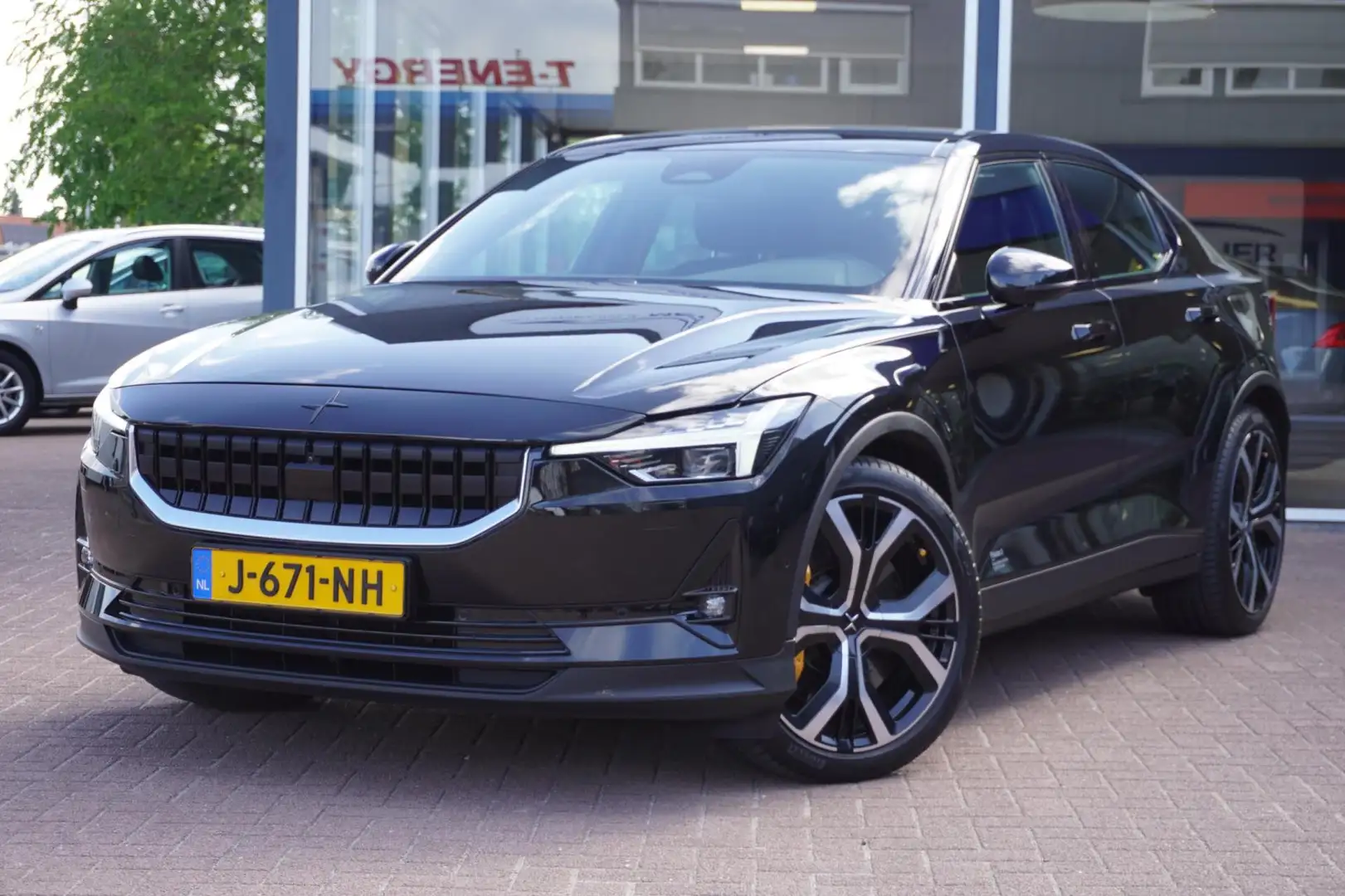 Polestar 2 Long Range Dual Motor Launch Edition 78kWh | Perfo Černá - 1