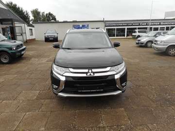 Fotografie Mitsubishi Outlander 2.0 2WD